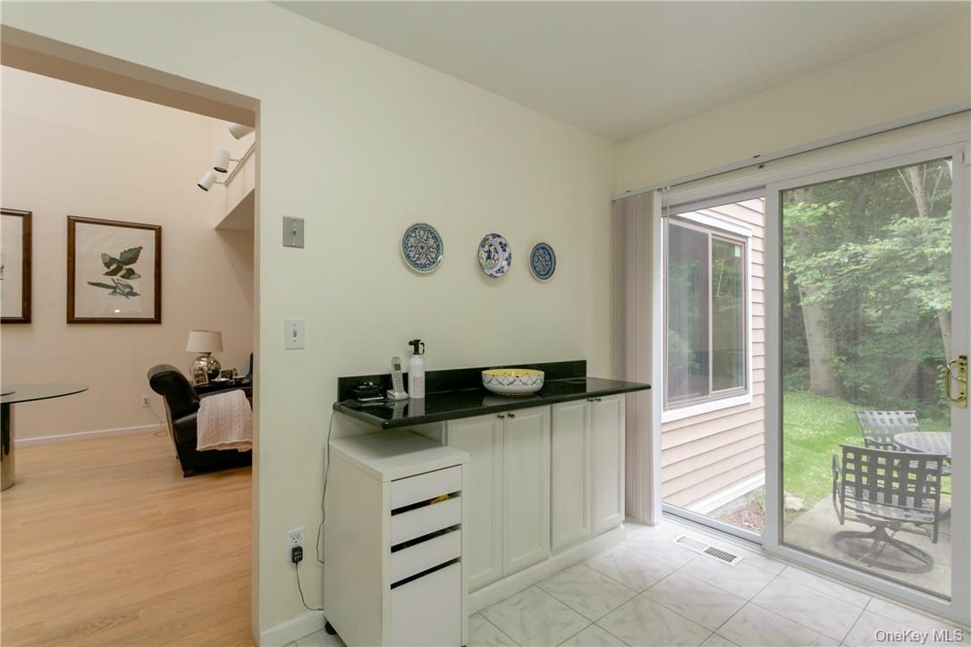 118 Stone Bridge Square # 118, Chappaqua, NY 10514