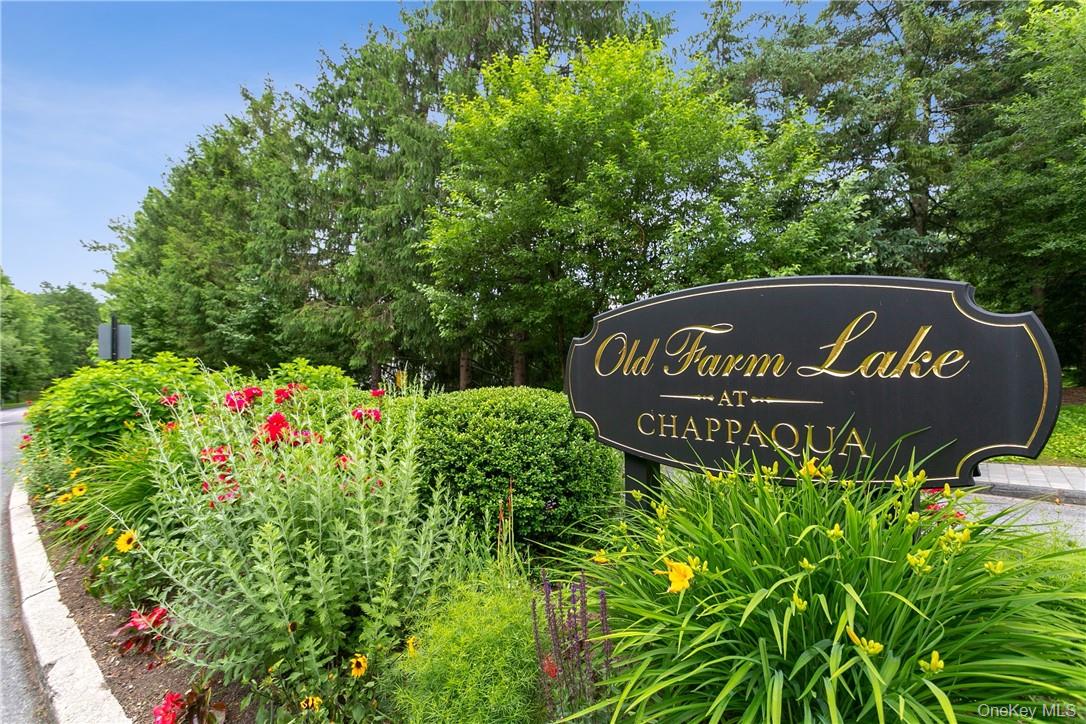 118 Stone Bridge Square # 118, Chappaqua, NY 10514
