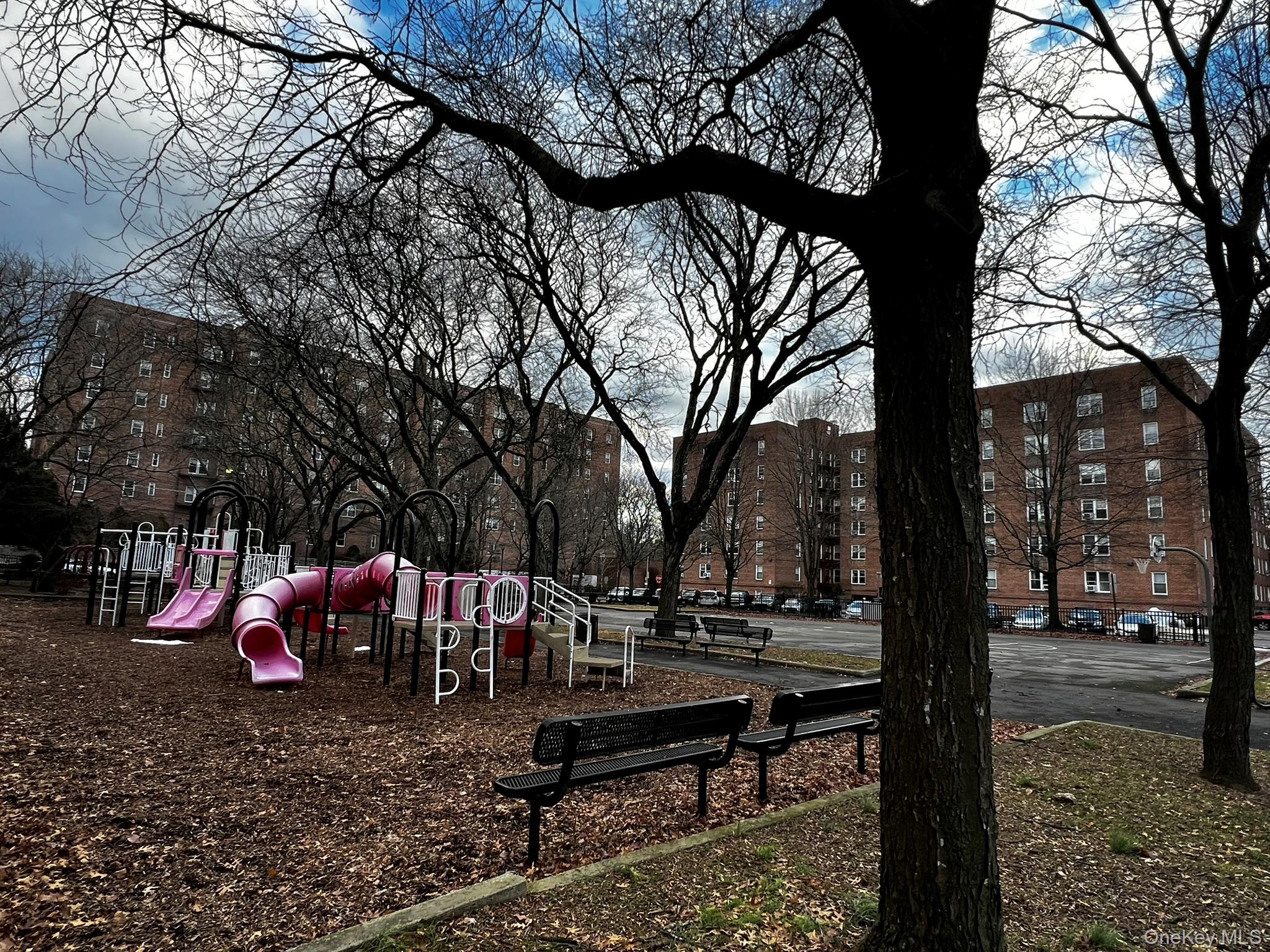 1 Vincent # Unit 3K, Bronxville, NY 10708