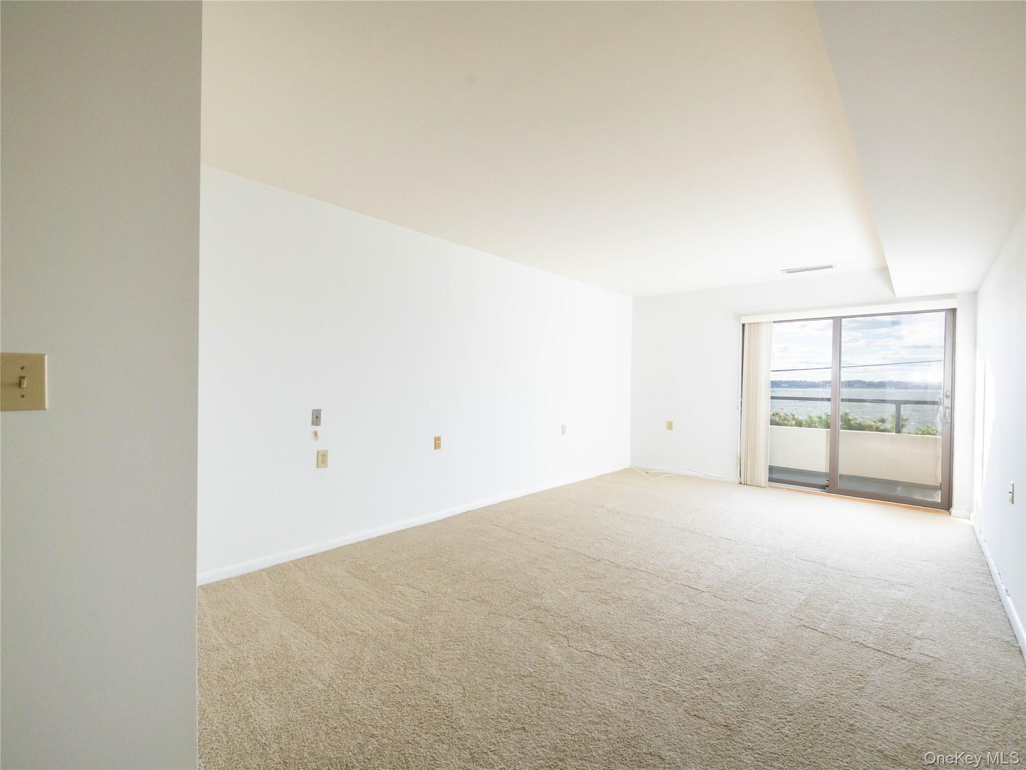 372 Main Street # 105, Port Washington, NY 11050