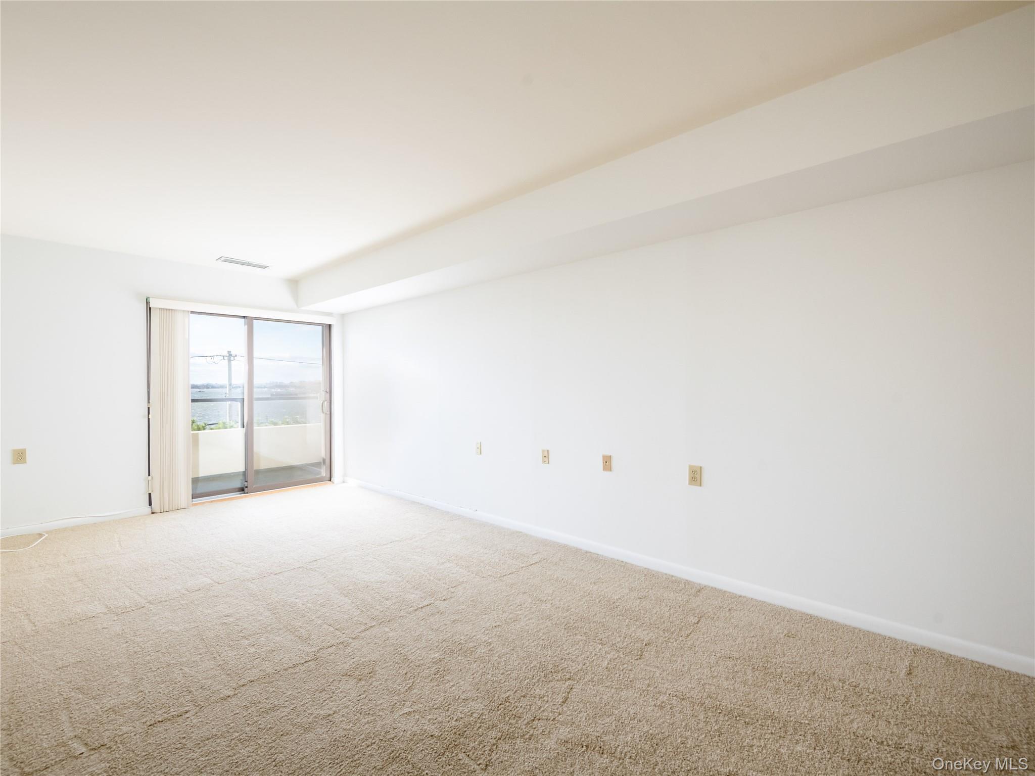 372 Main Street # 105, Port Washington, NY 11050