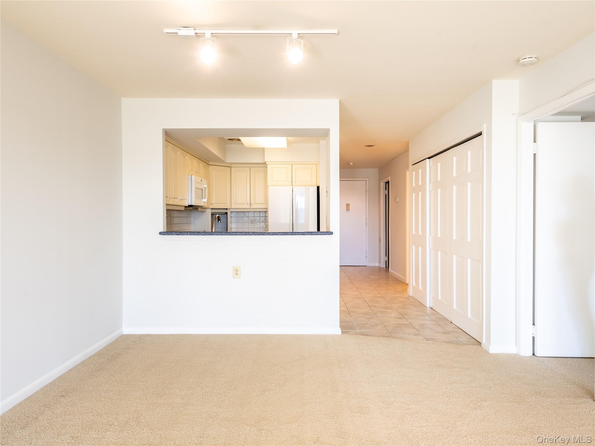 372 Main Street # 105, Port Washington, NY 11050