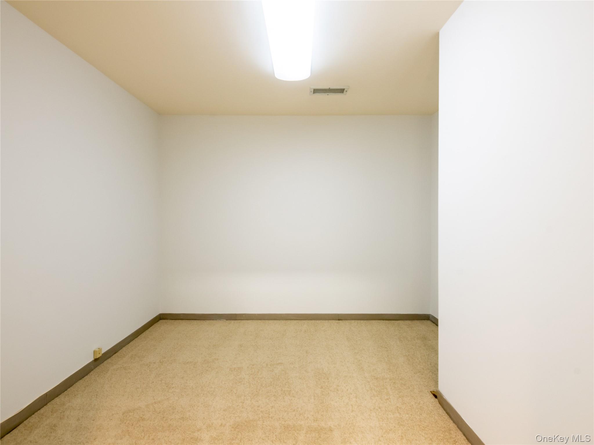 372 Main Street # 105, Port Washington, NY 11050