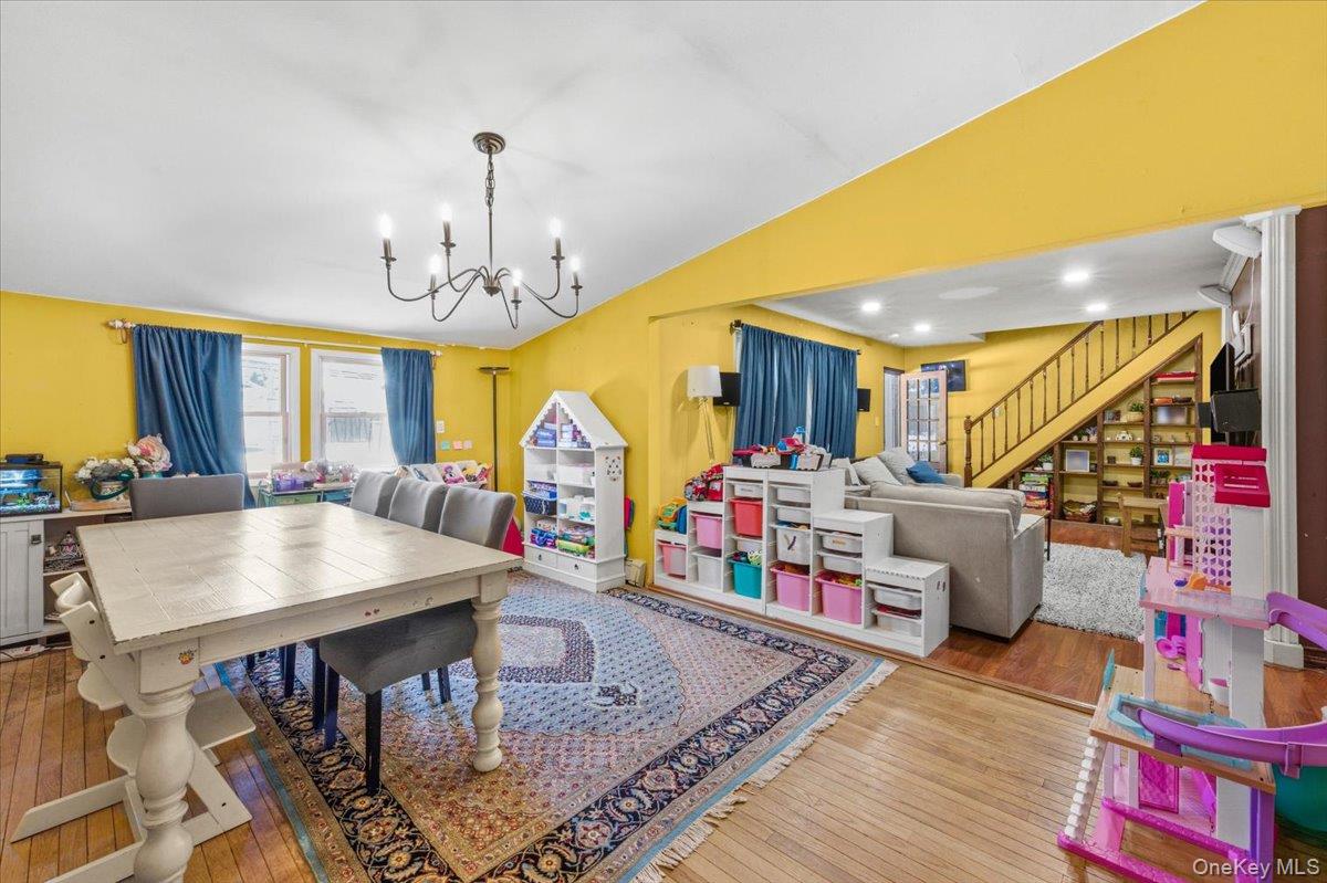 7 Constable Lane, Levittown, NY 11756