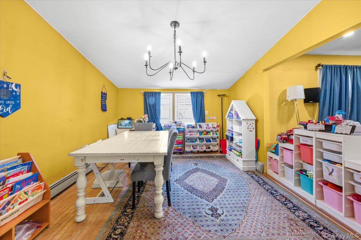 7 Constable Lane, Levittown, NY 11756