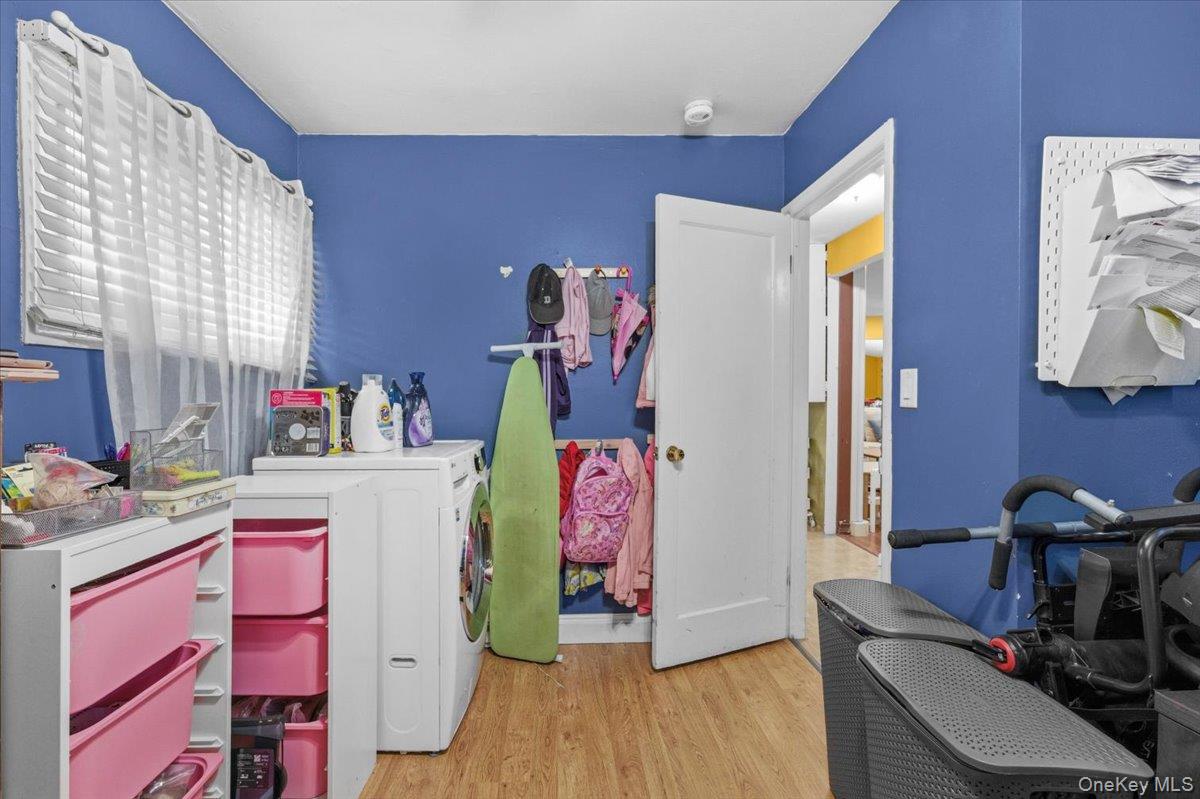 7 Constable Lane, Levittown, NY 11756