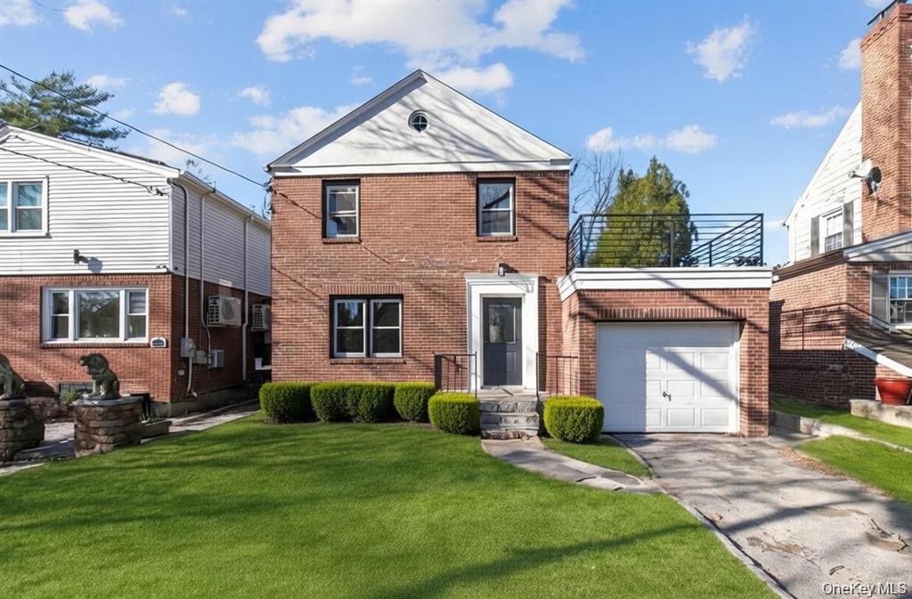 25105 51st Avenue, Little Neck, NY 11362