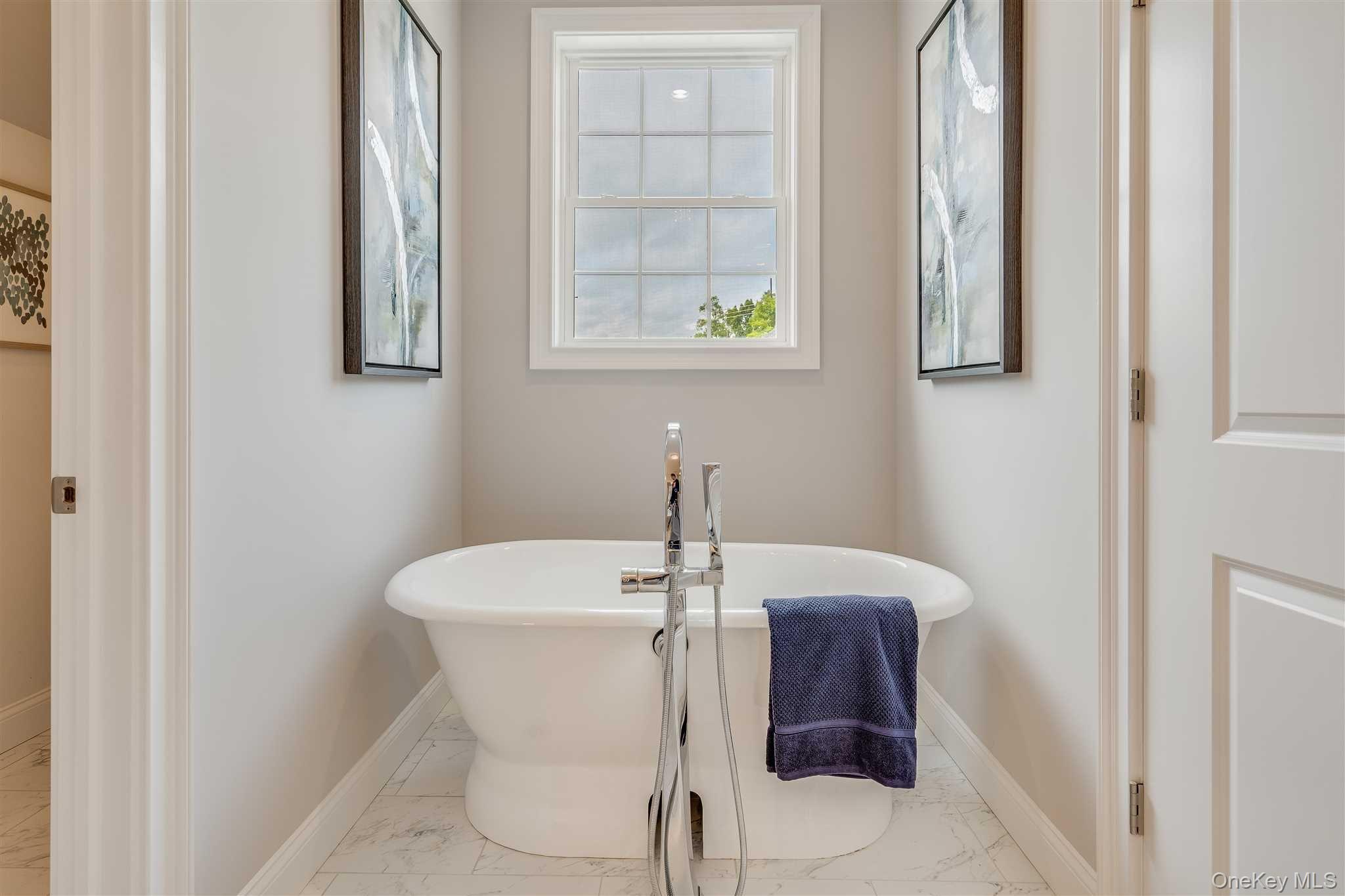 991 Freedom Road, Pleasant Valley, NY 12569