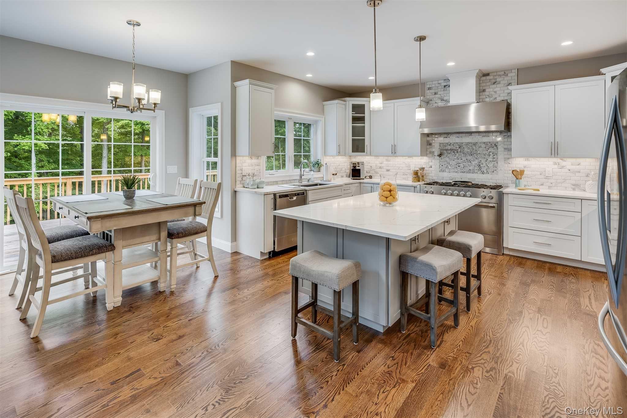 991 Freedom Road, Pleasant Valley, NY 12569