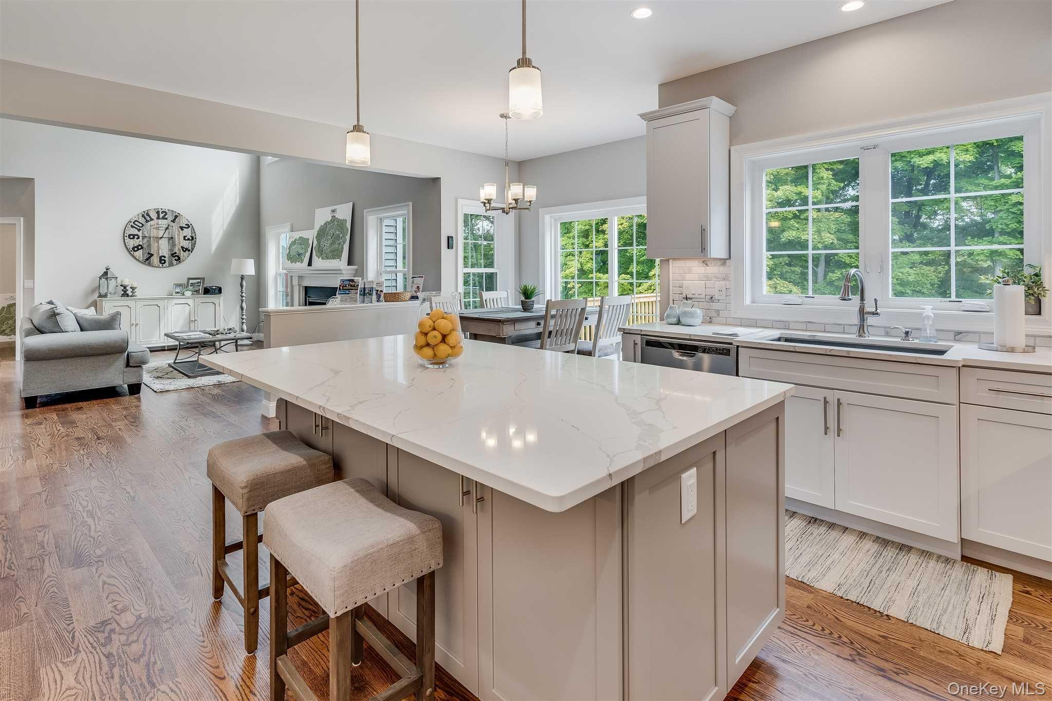 991 Freedom Road, Pleasant Valley, NY 12569