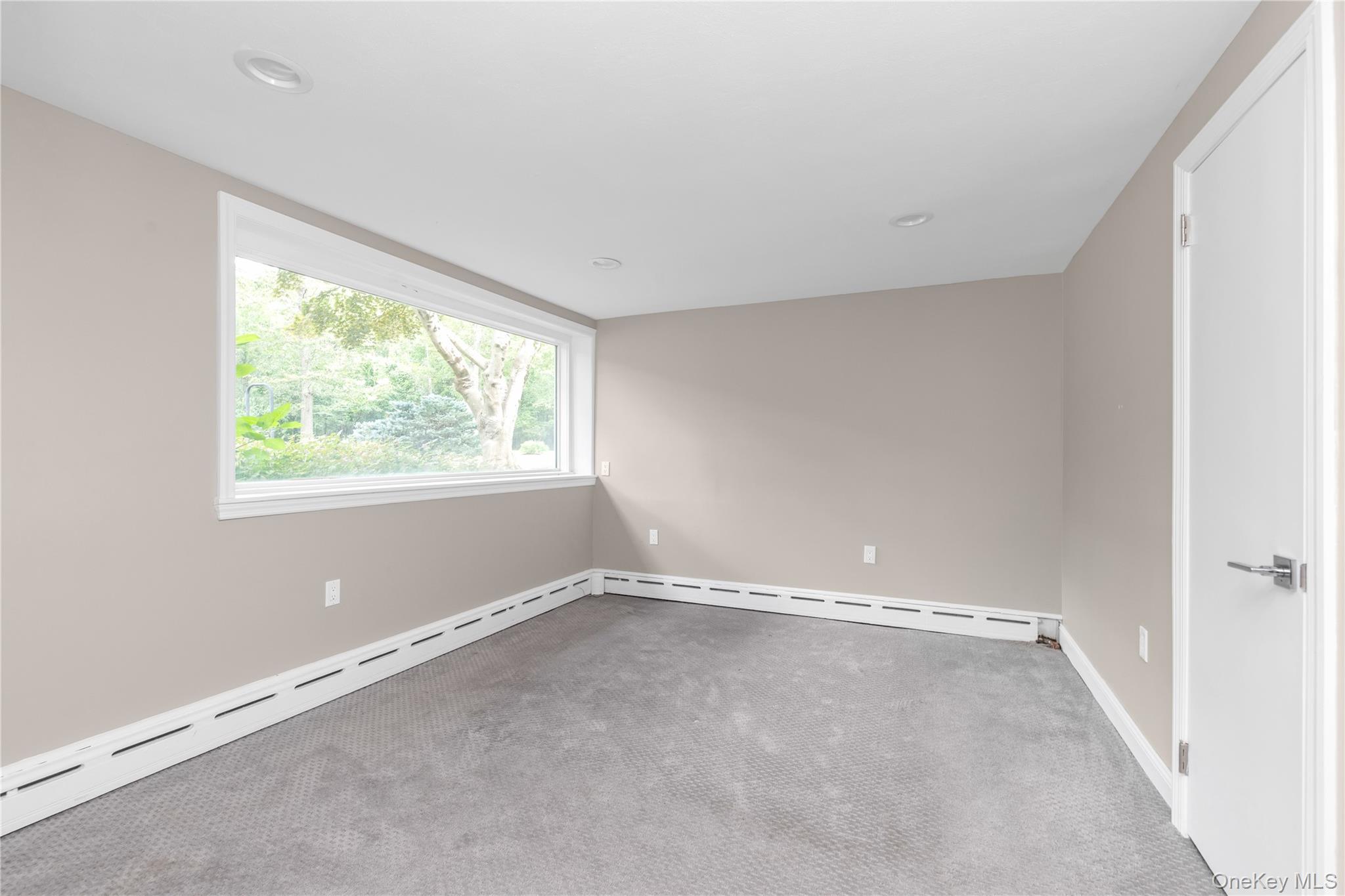 11 Quaker Ridge Drive, Brookville, NY 11545