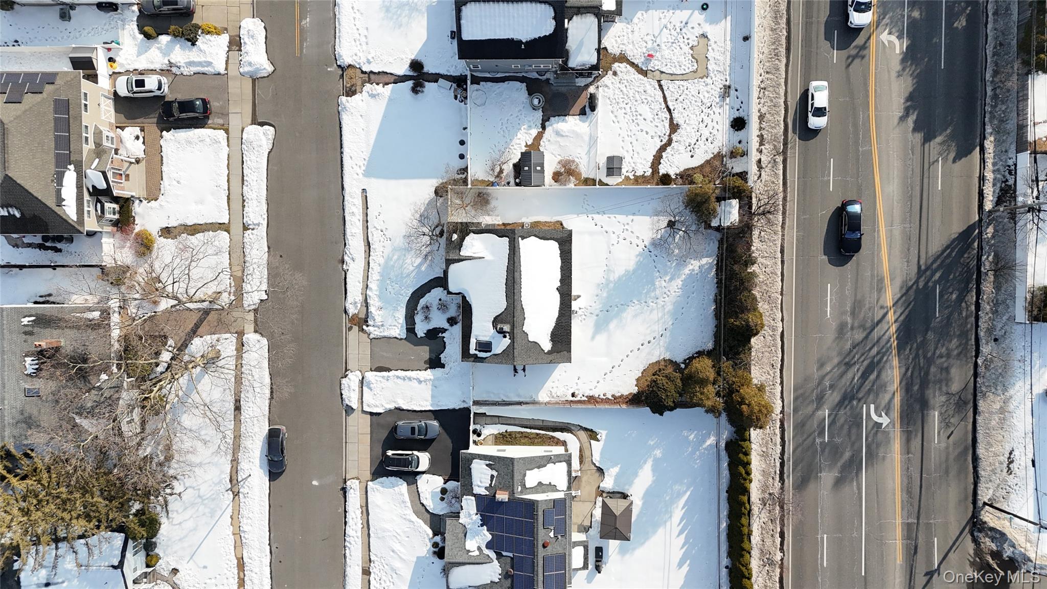 24 Elderberry Road, Syosset, NY 11791