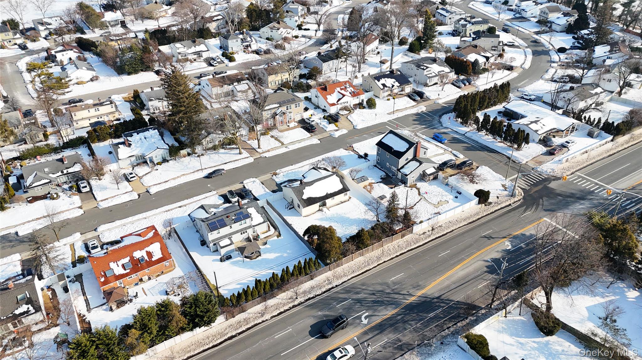 24 Elderberry Road, Syosset, NY 11791