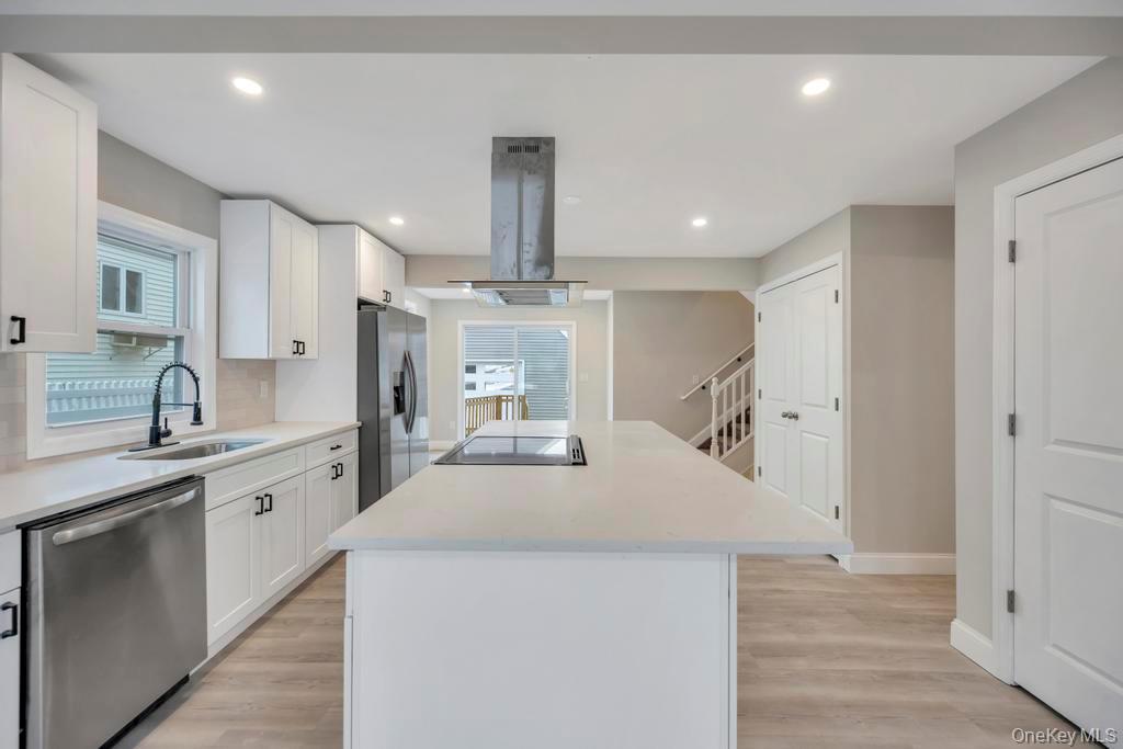 52 Halycon Road, Lindenhurst, NY 11757