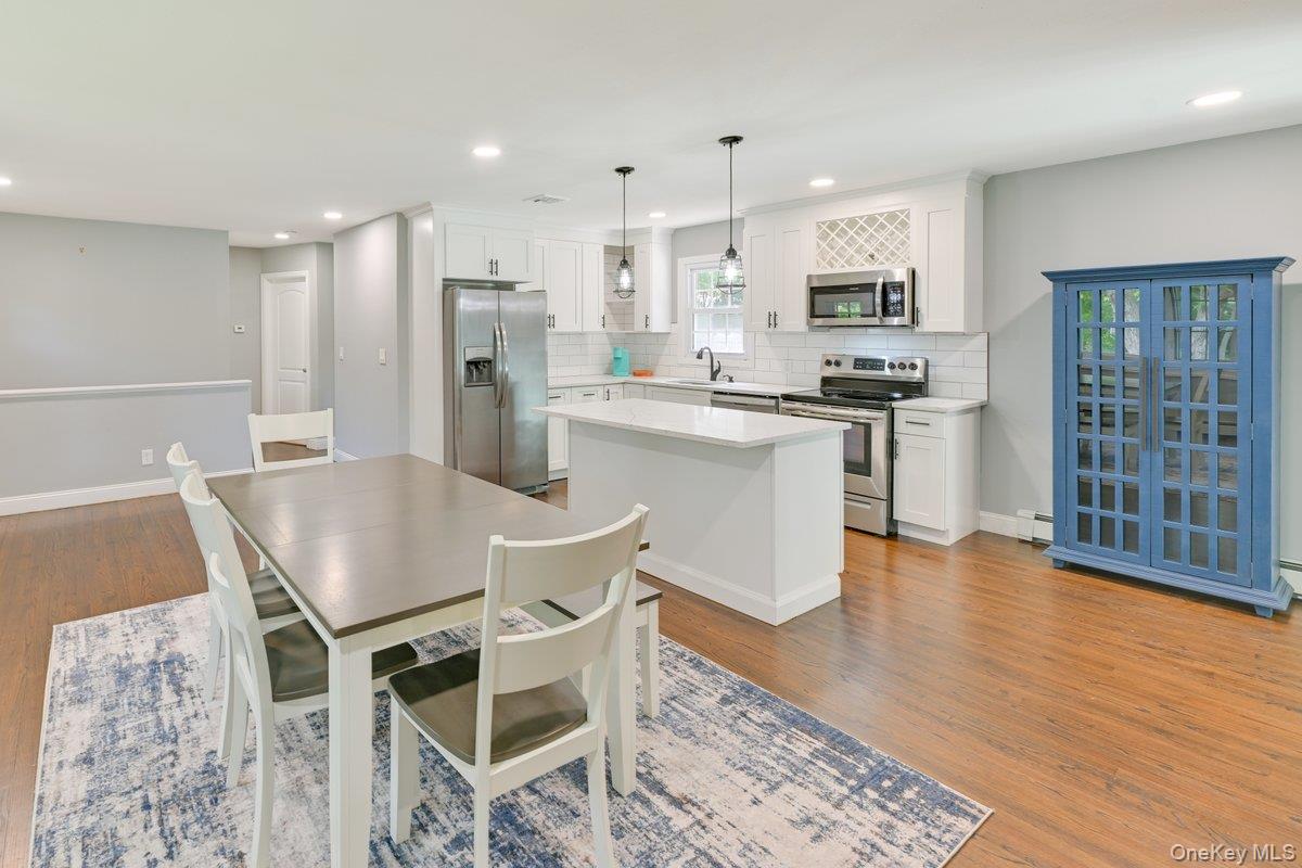 2 Fairview Road, Hampton Bays, NY 11946