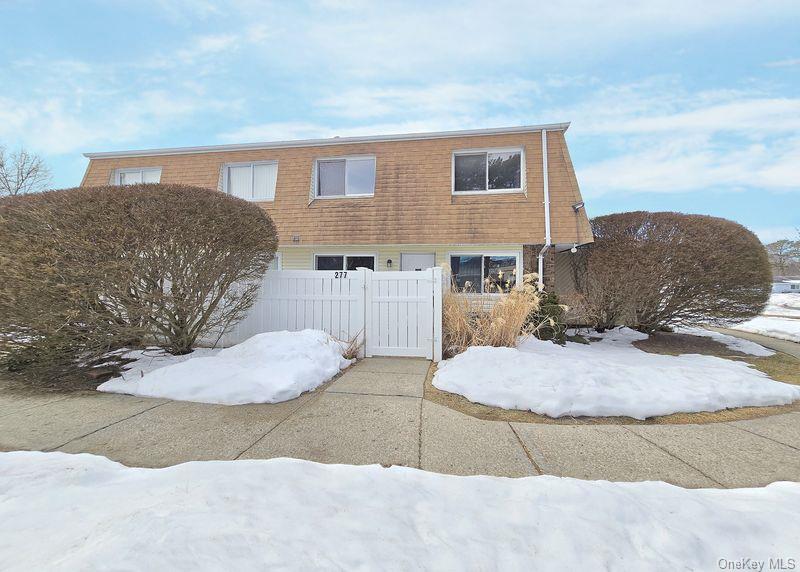 277 Storm Drive, Holtsville, NY 11742