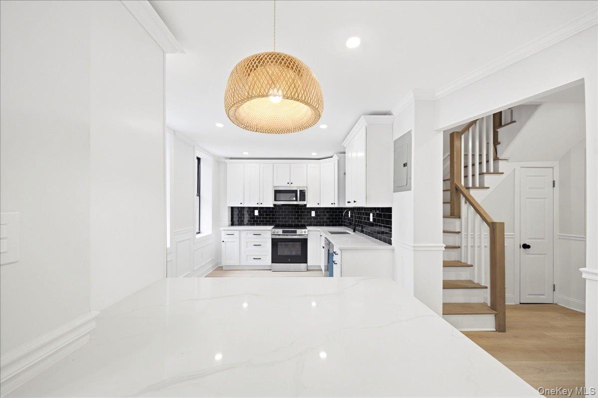 2257 Hampden Place, Bronx, NY 10468