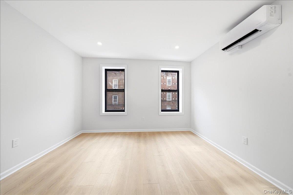 2257 Hampden Place, Bronx, NY 10468