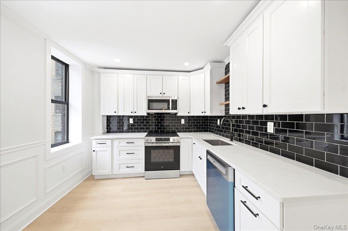 2257 Hampden Place, Bronx, NY 10468