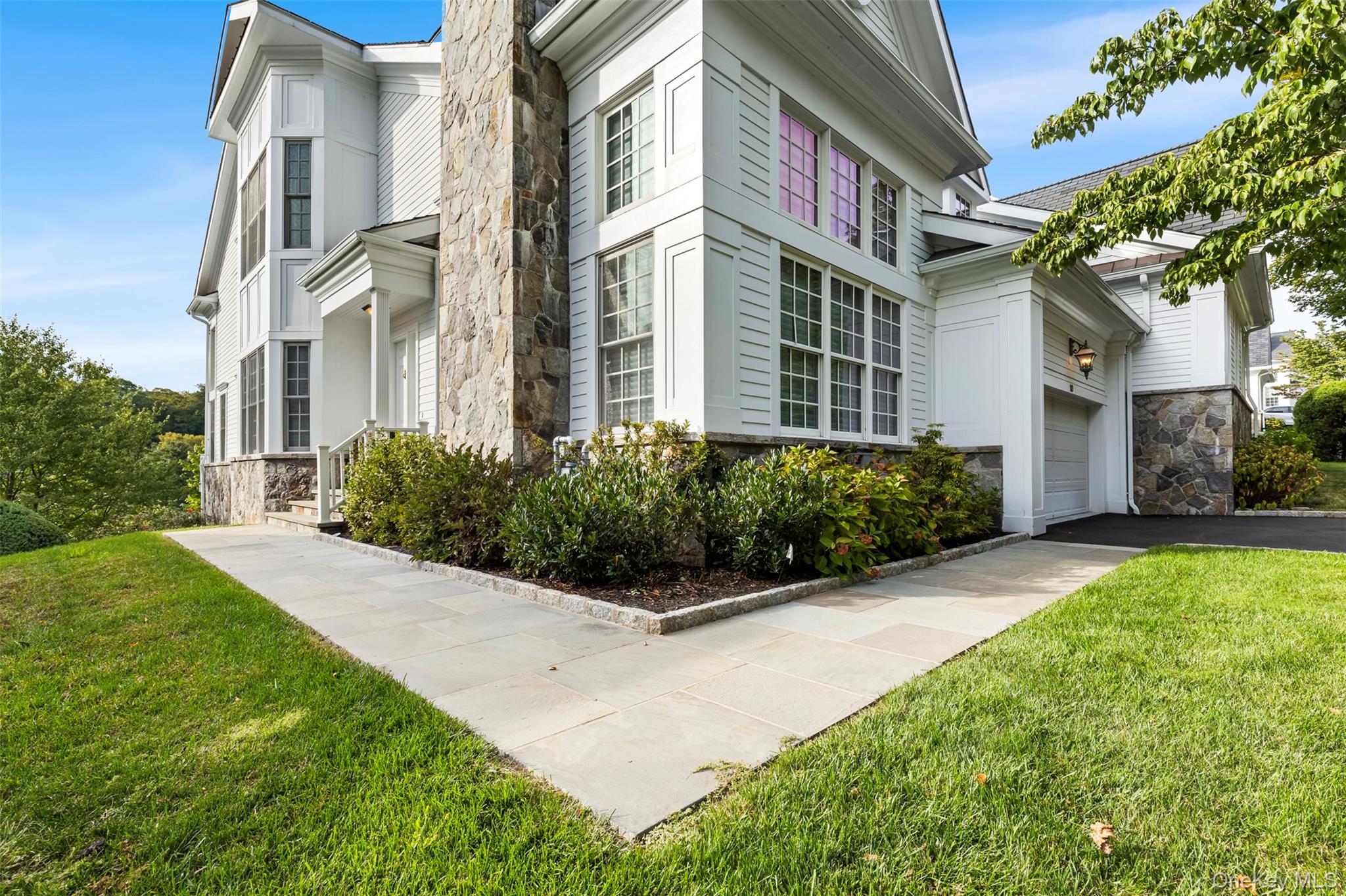 10 Shadow Tree Lane, Briarcliff Manor, NY 10510