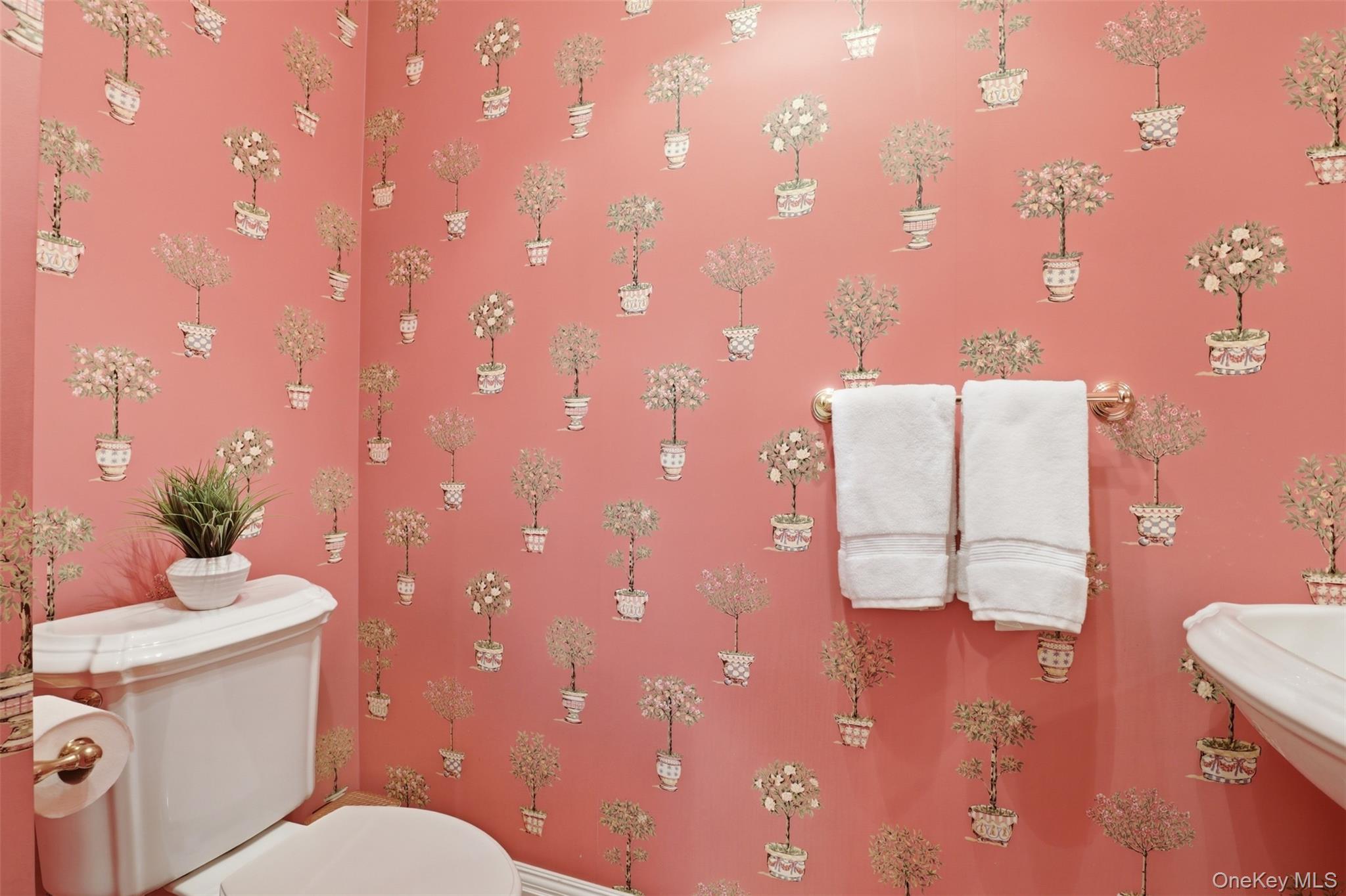 10 Shadow Tree Lane, Briarcliff Manor, NY 10510