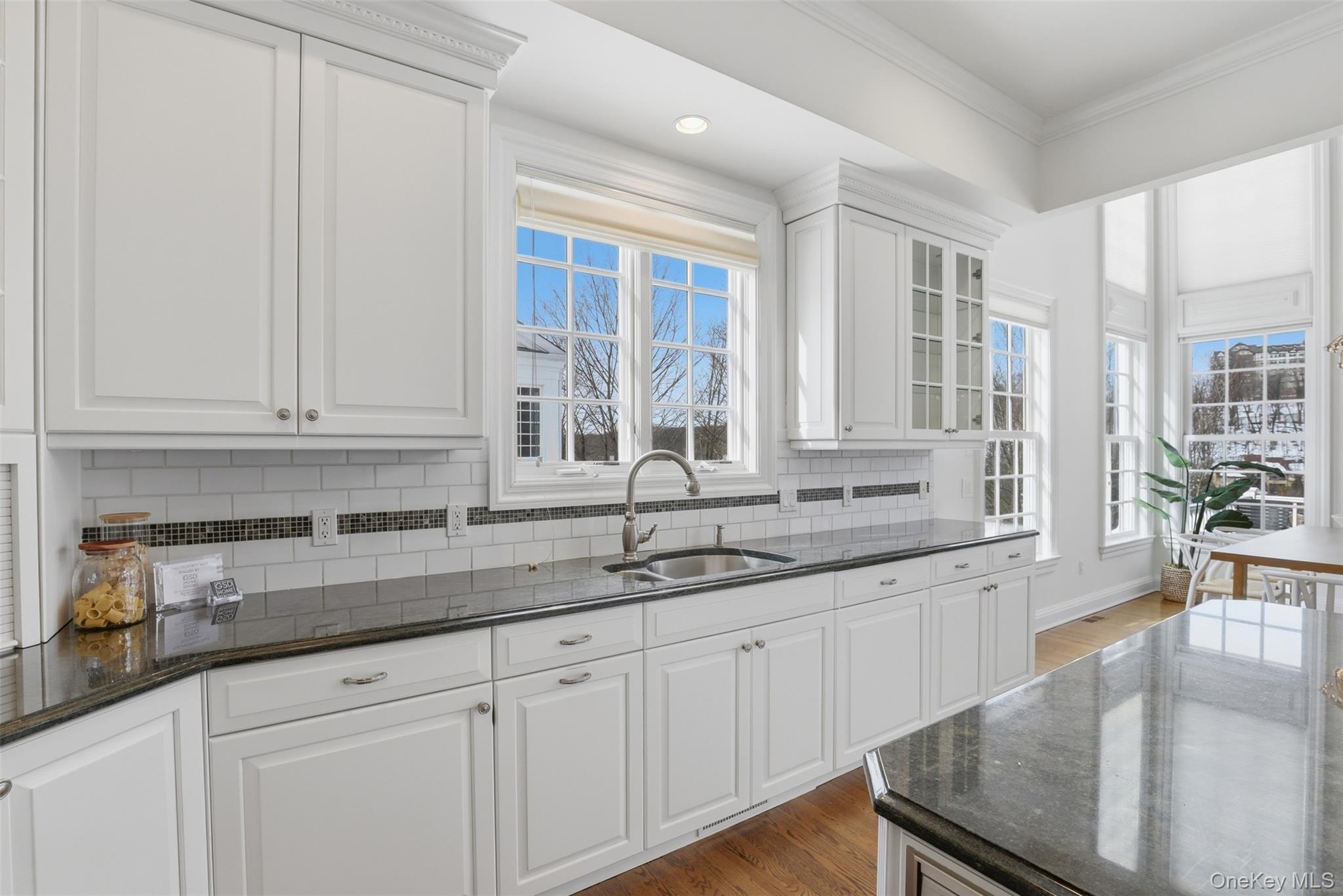 10 Shadow Tree Lane, Briarcliff Manor, NY 10510