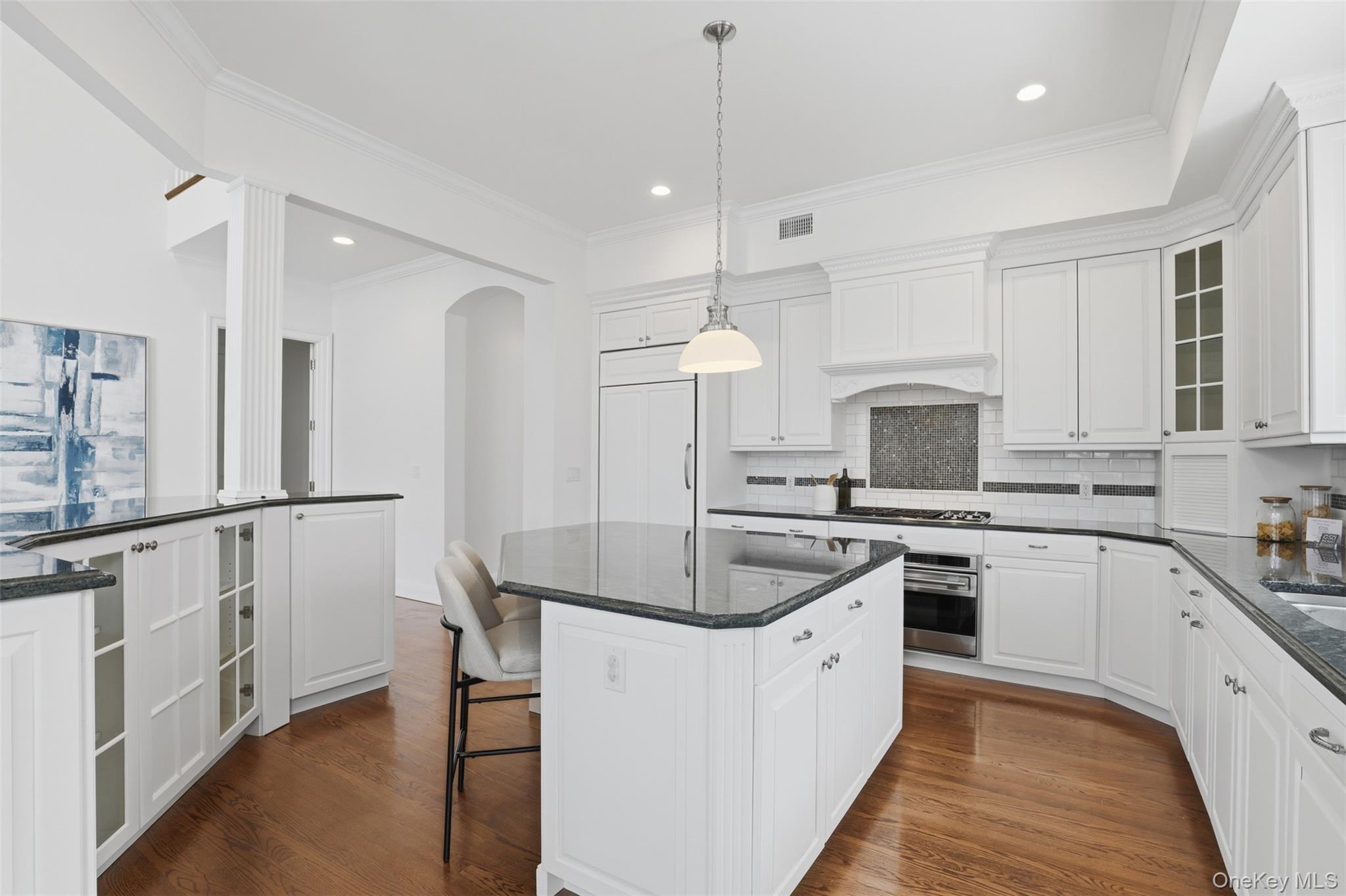 10 Shadow Tree Lane, Briarcliff Manor, NY 10510