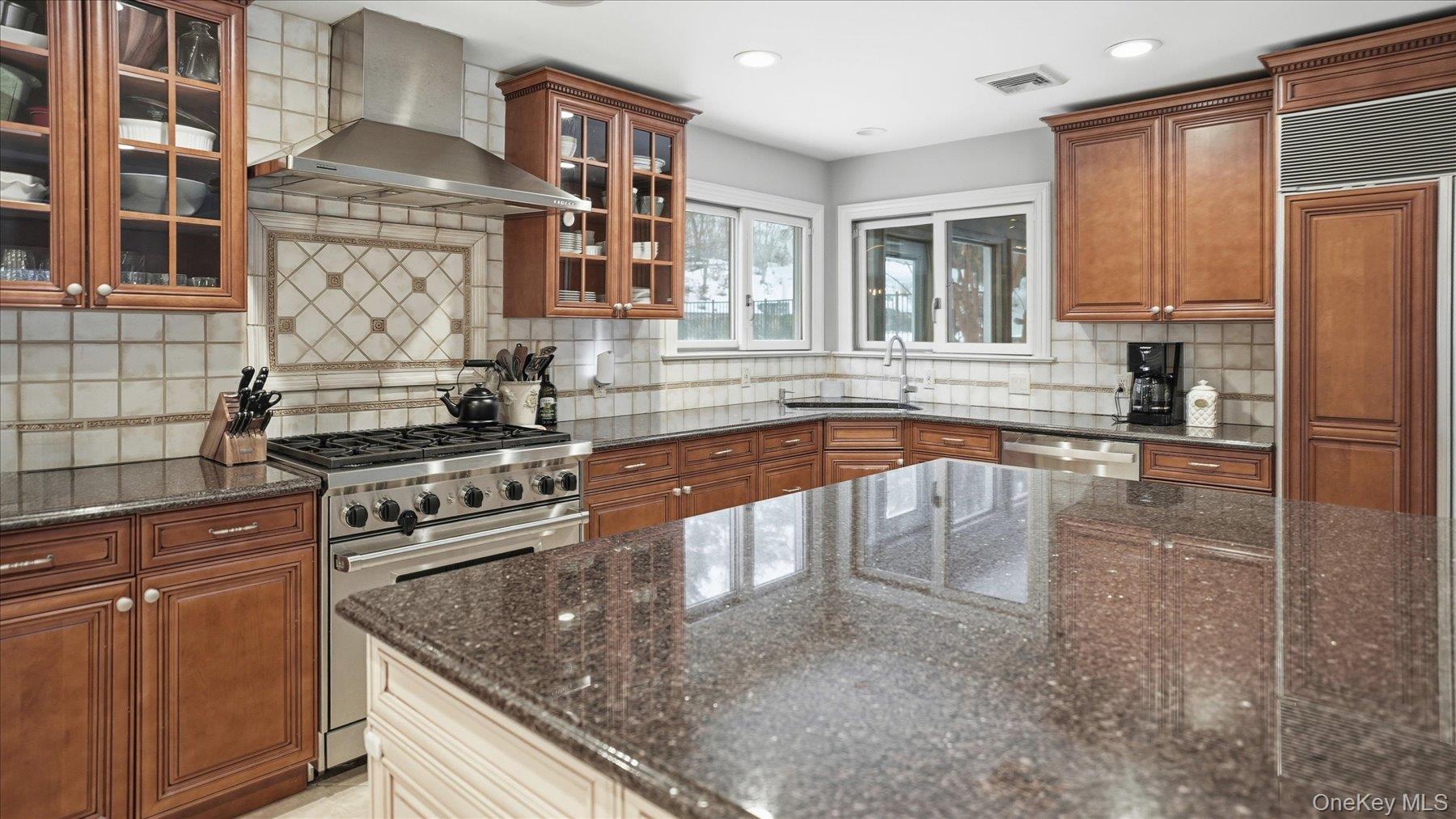 16 Daniel Lane, Dix Hills, NY 11746