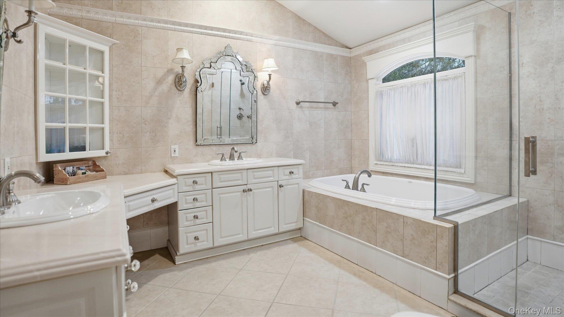 16 Daniel Lane, Dix Hills, NY 11746