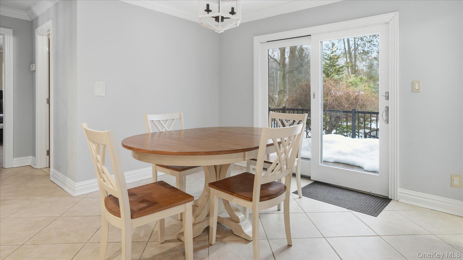 16 Daniel Lane, Dix Hills, NY 11746