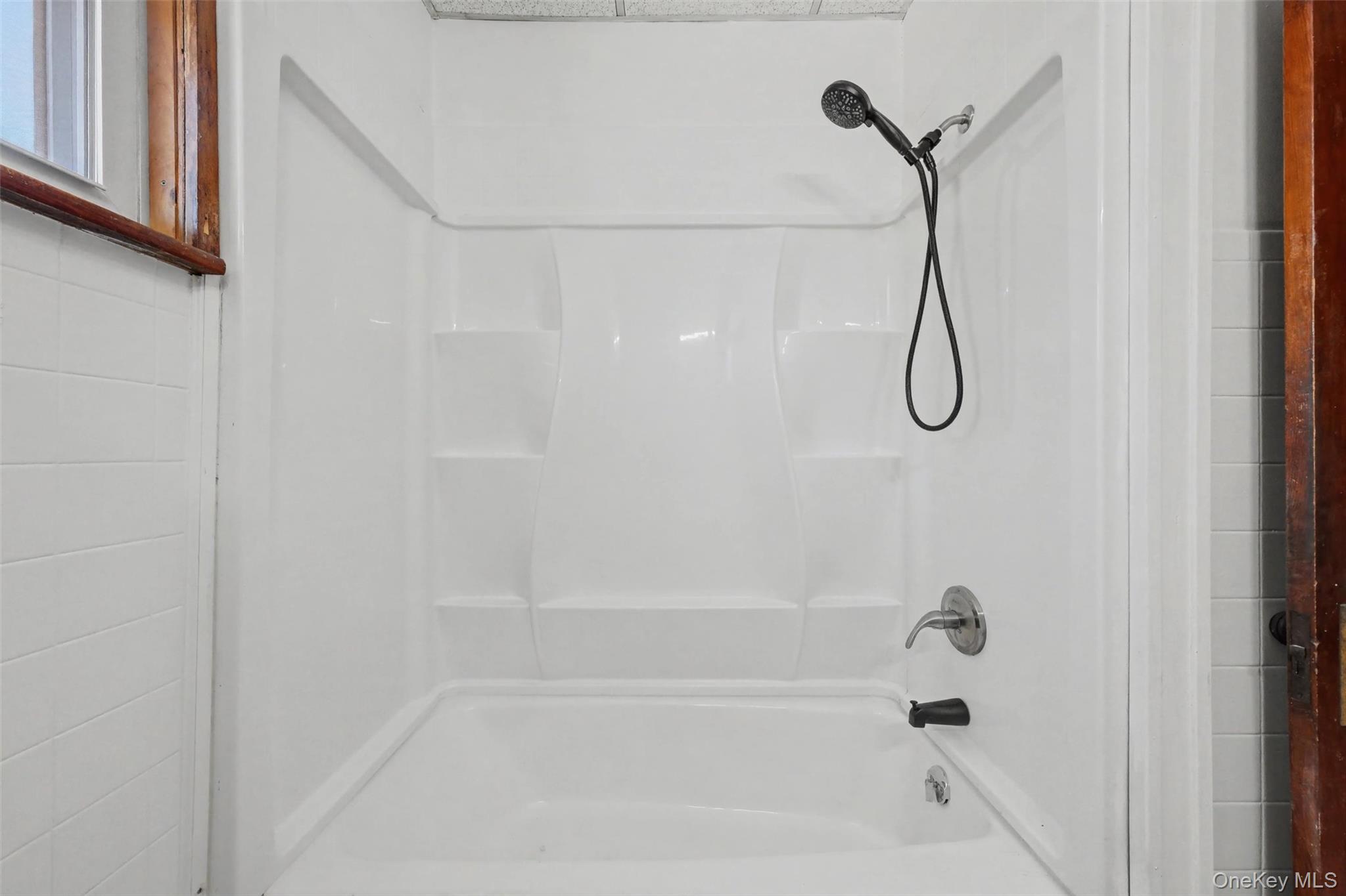 44 Cedar Avenue, New Windsor, NY 12553