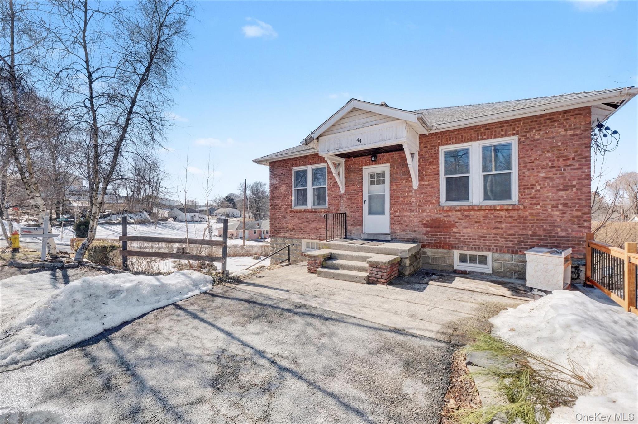 44 Cedar Avenue, New Windsor, NY 12553