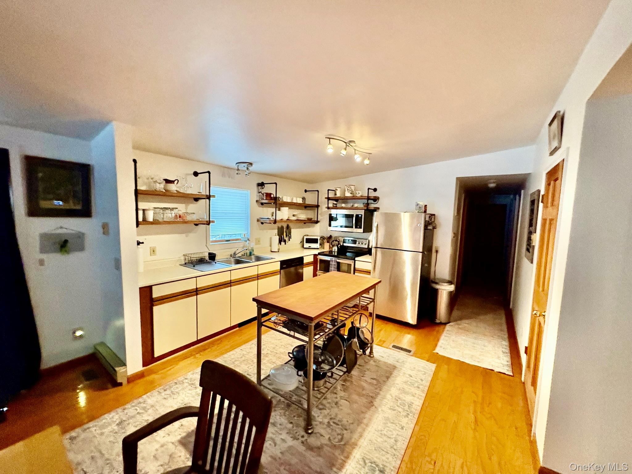 84 Country Road, Callicoon, NY 12723