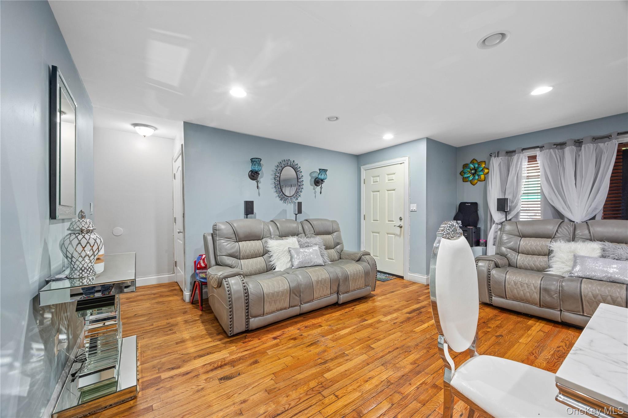 2611 Decatur Avenue, Bronx, NY 10458