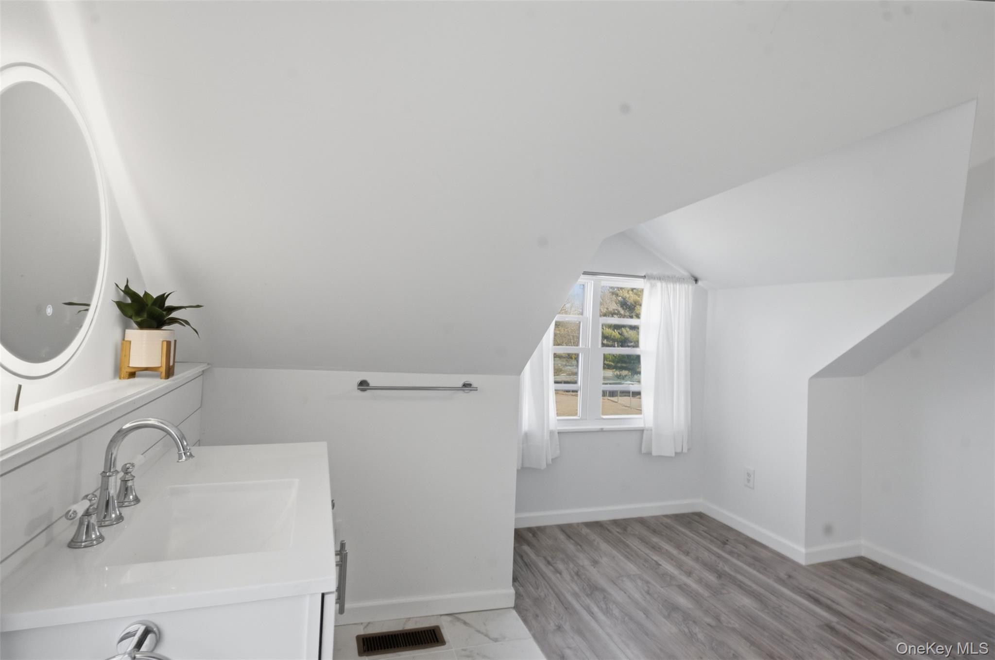 2151 State Route 52, Pine Bush, NY 12566