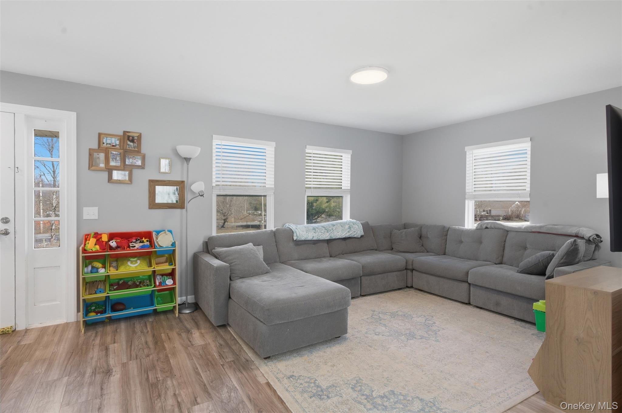 2151 State Route 52, Pine Bush, NY 12566