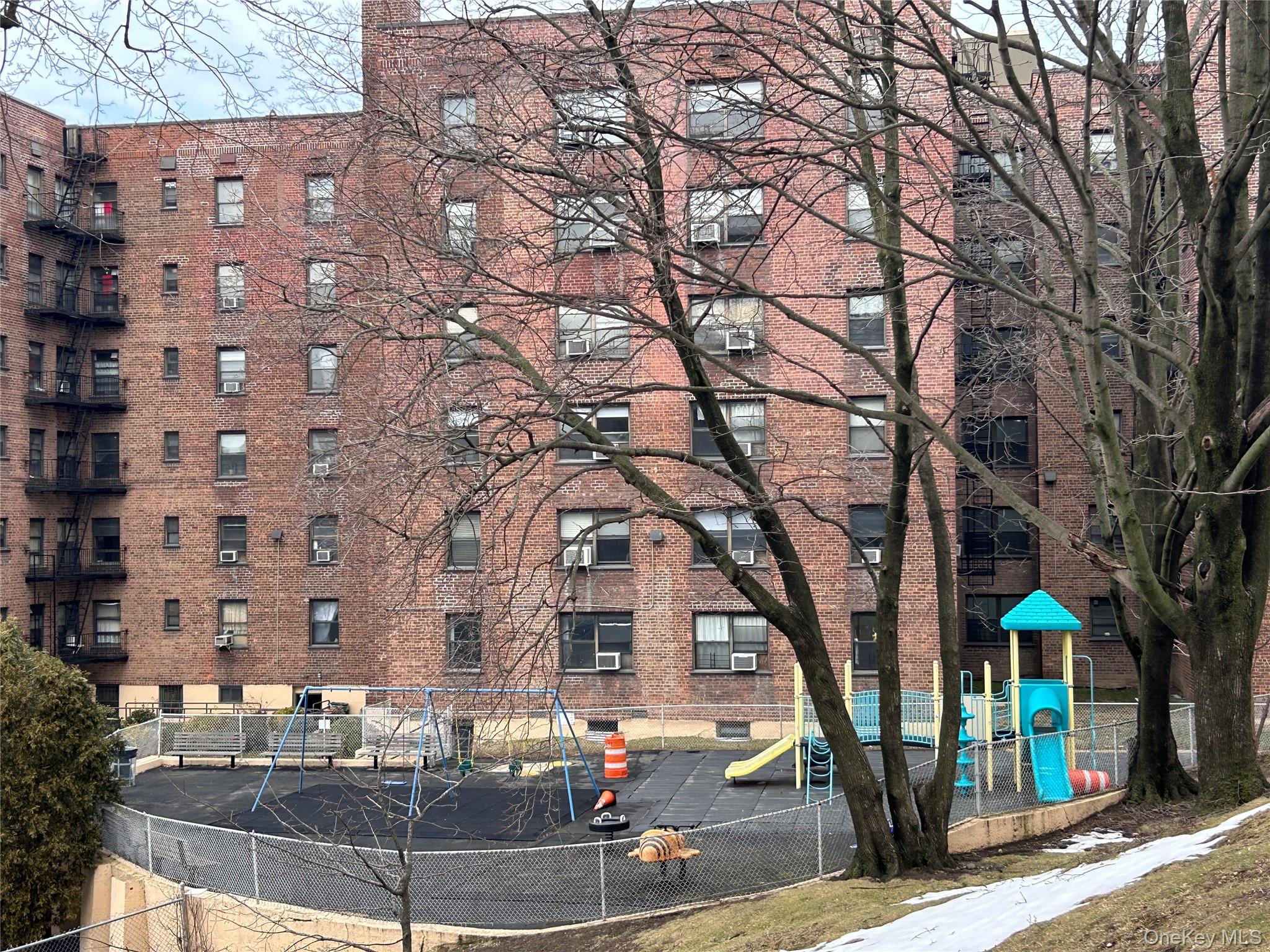 2534 Union Street # 2F, Flushing, NY 11354