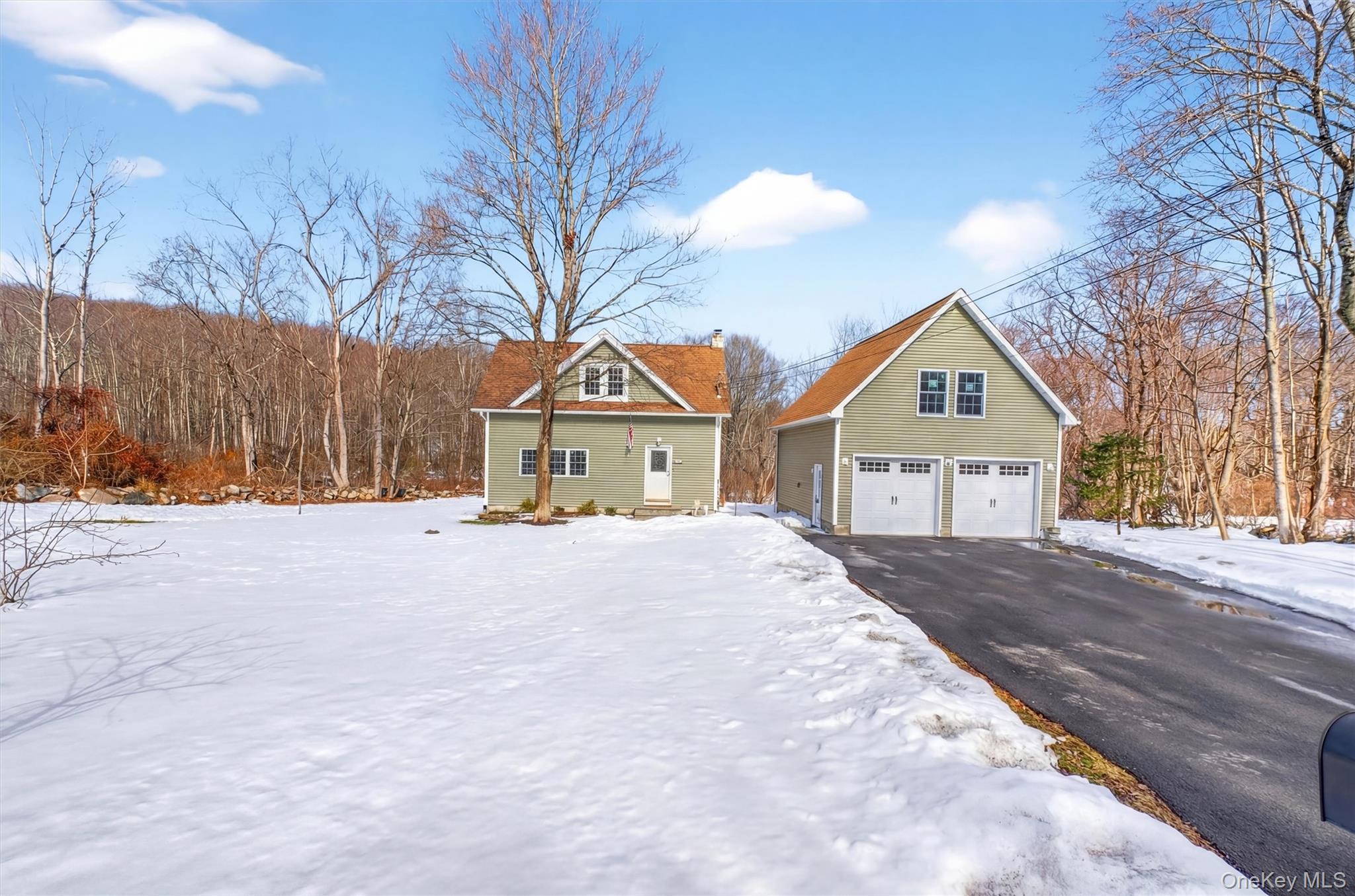 8 Garrett Place, Carmel, NY 10512