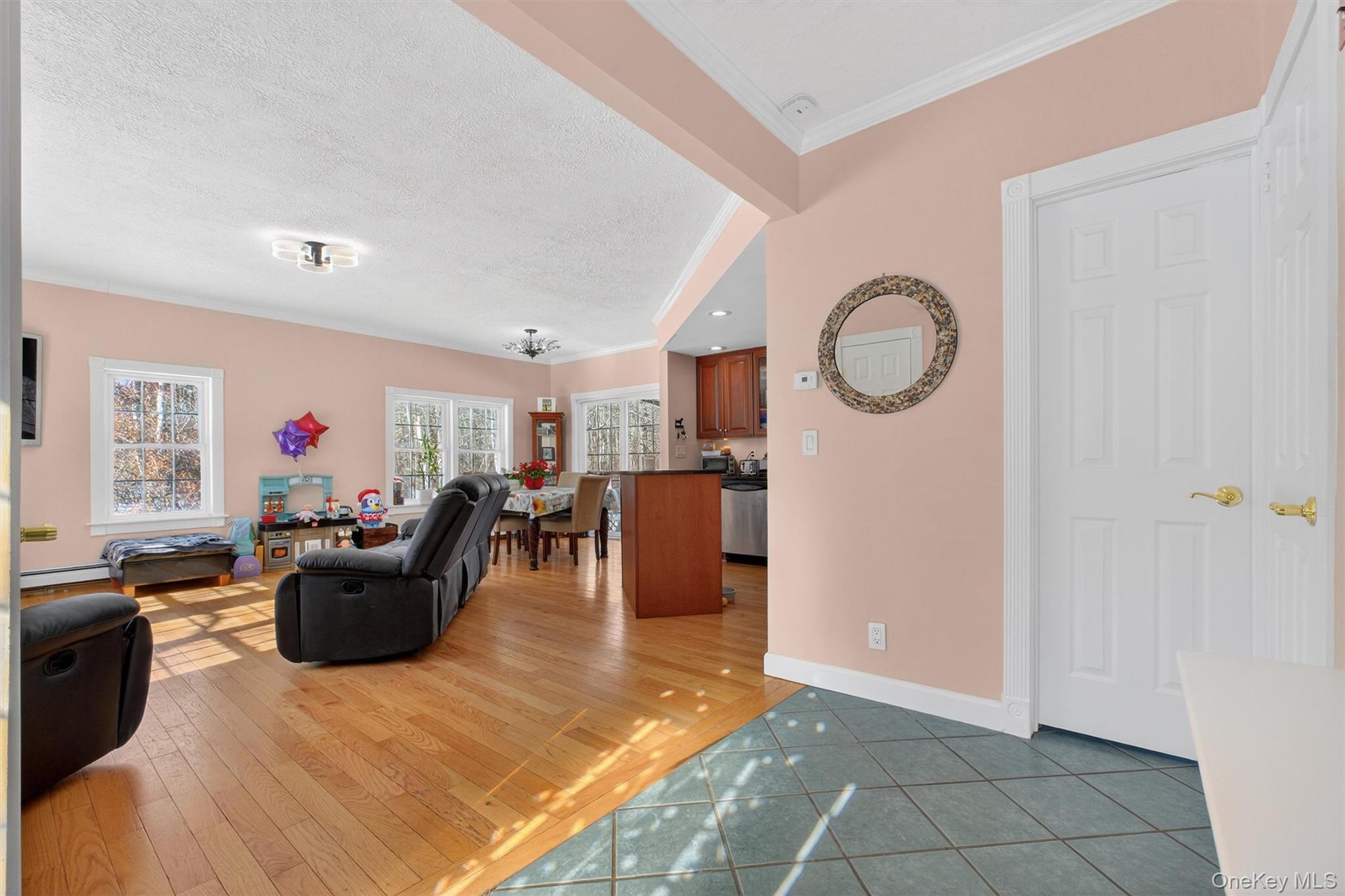 8 Garrett Place, Carmel, NY 10512