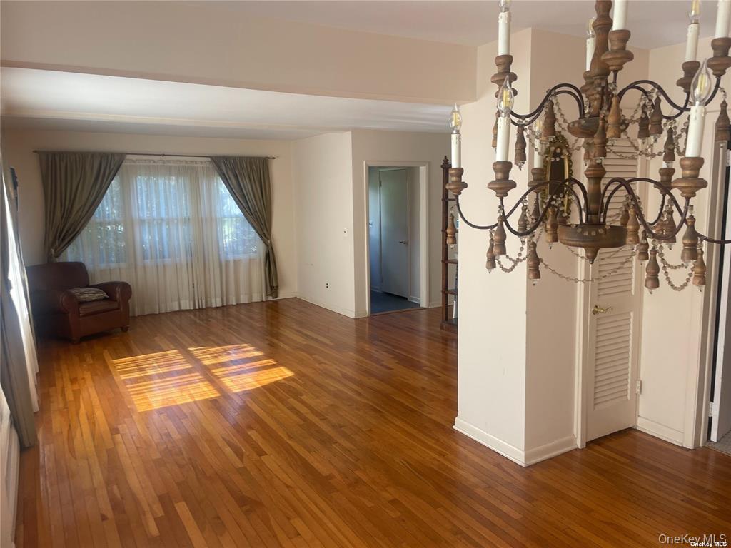 217 Greeley, Sayville, NY 11782