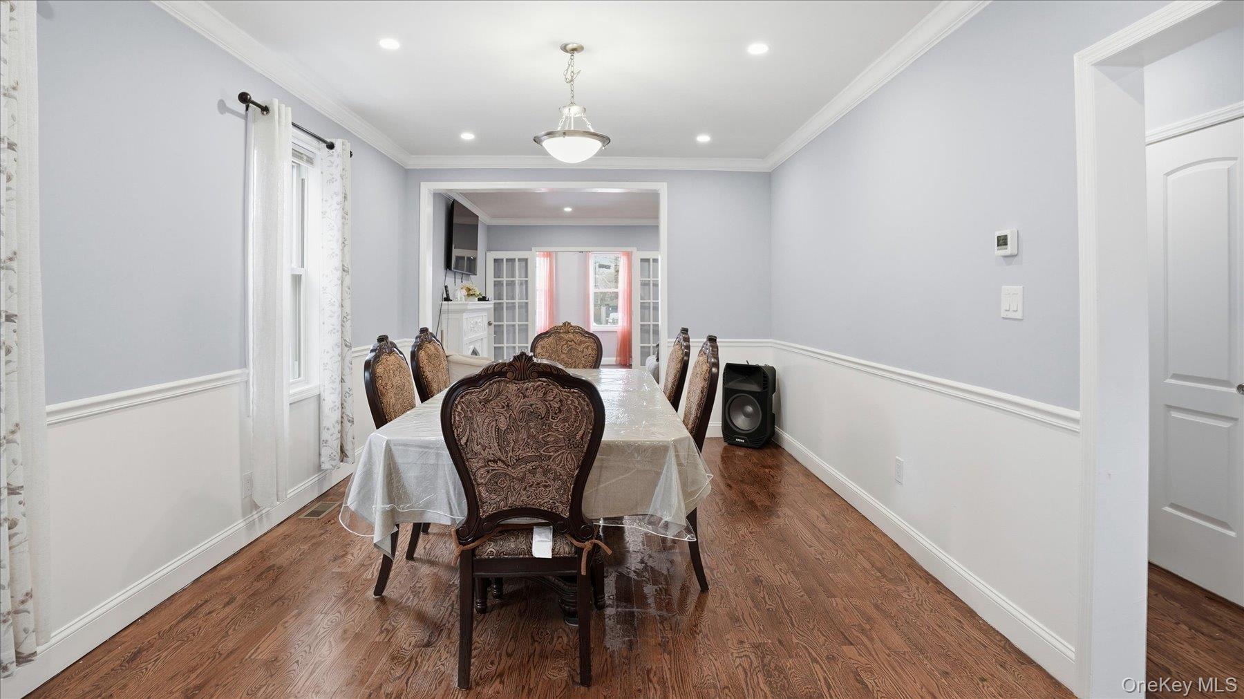 56 Northumberland, Lynbrook, NY 11563