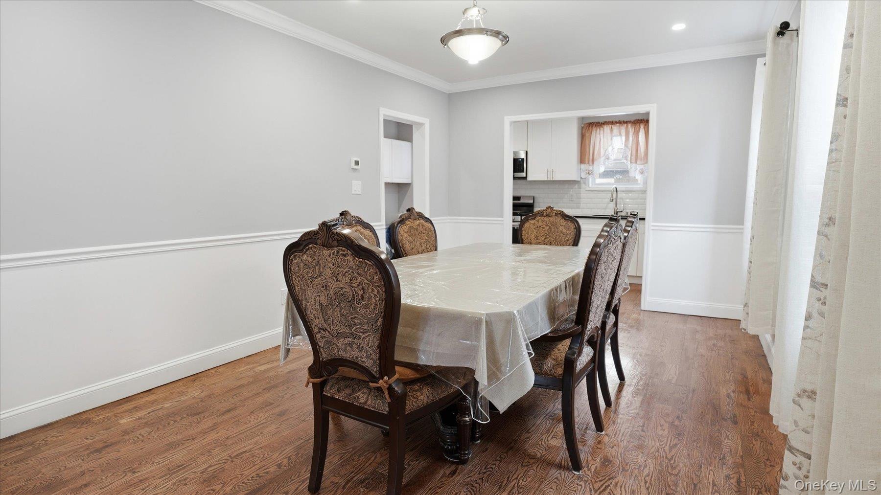 56 Northumberland, Lynbrook, NY 11563