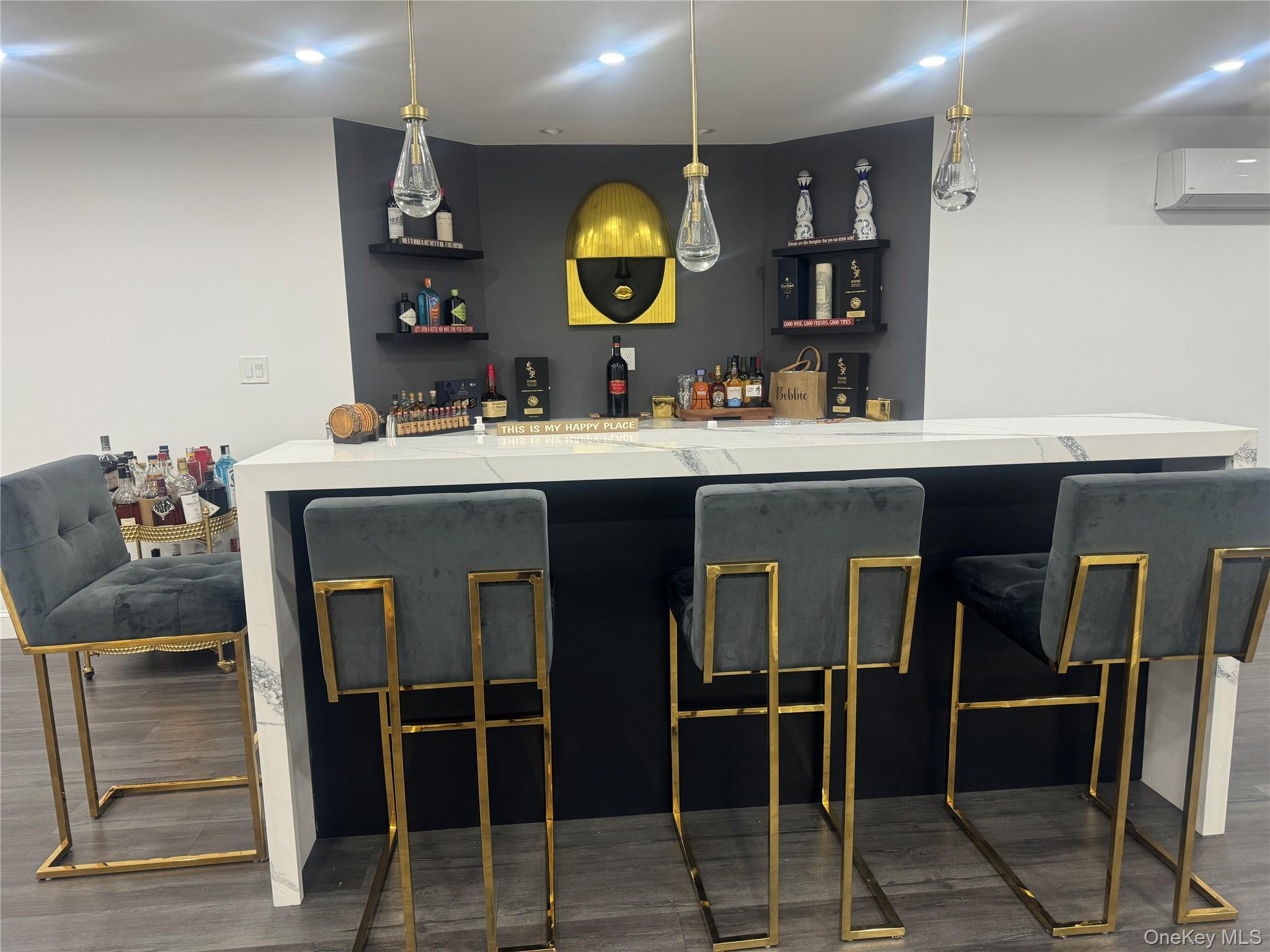 221 Rivendell Court, Melville, NY 11747