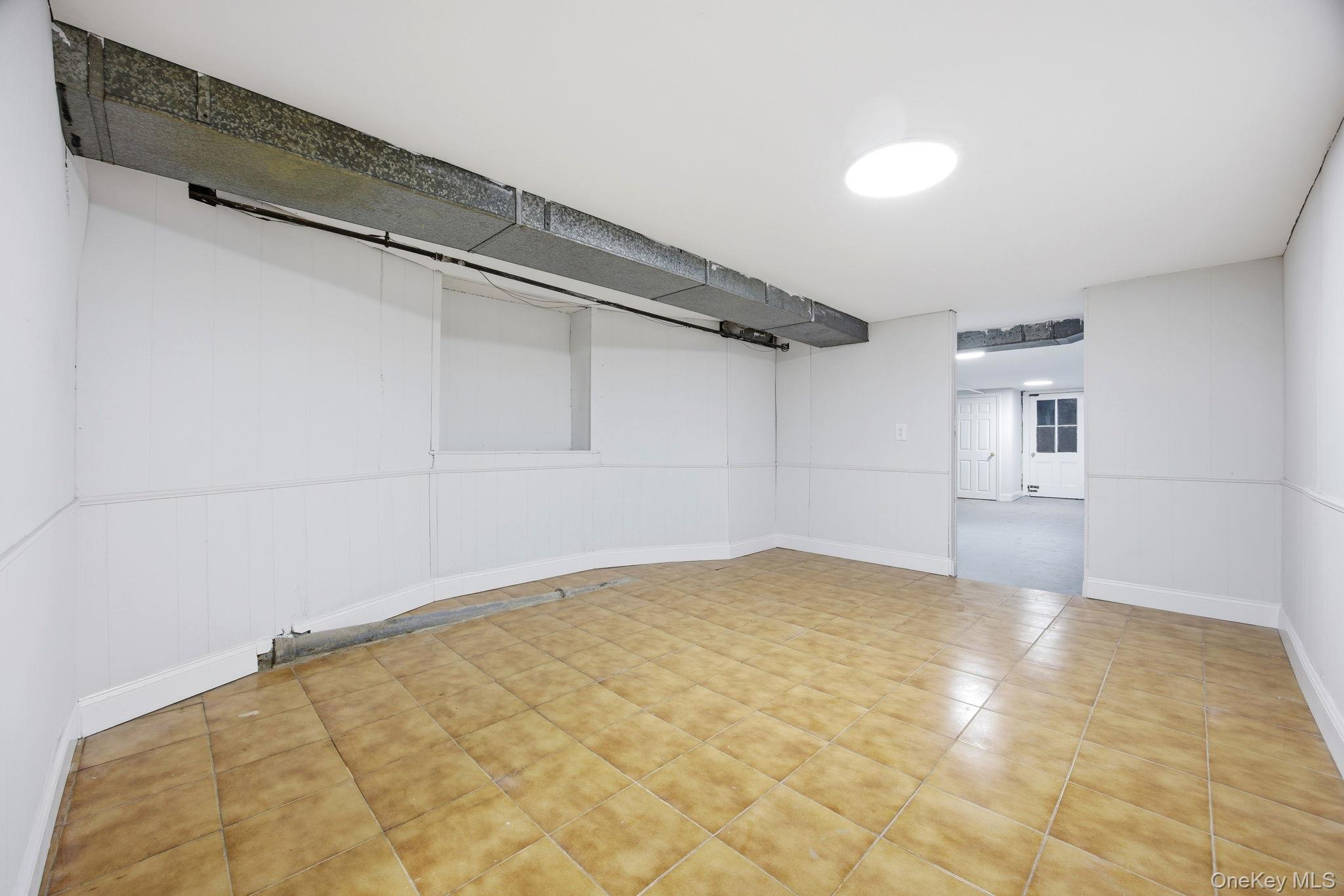 1739 W 9th Street, Brooklyn, NY 11223