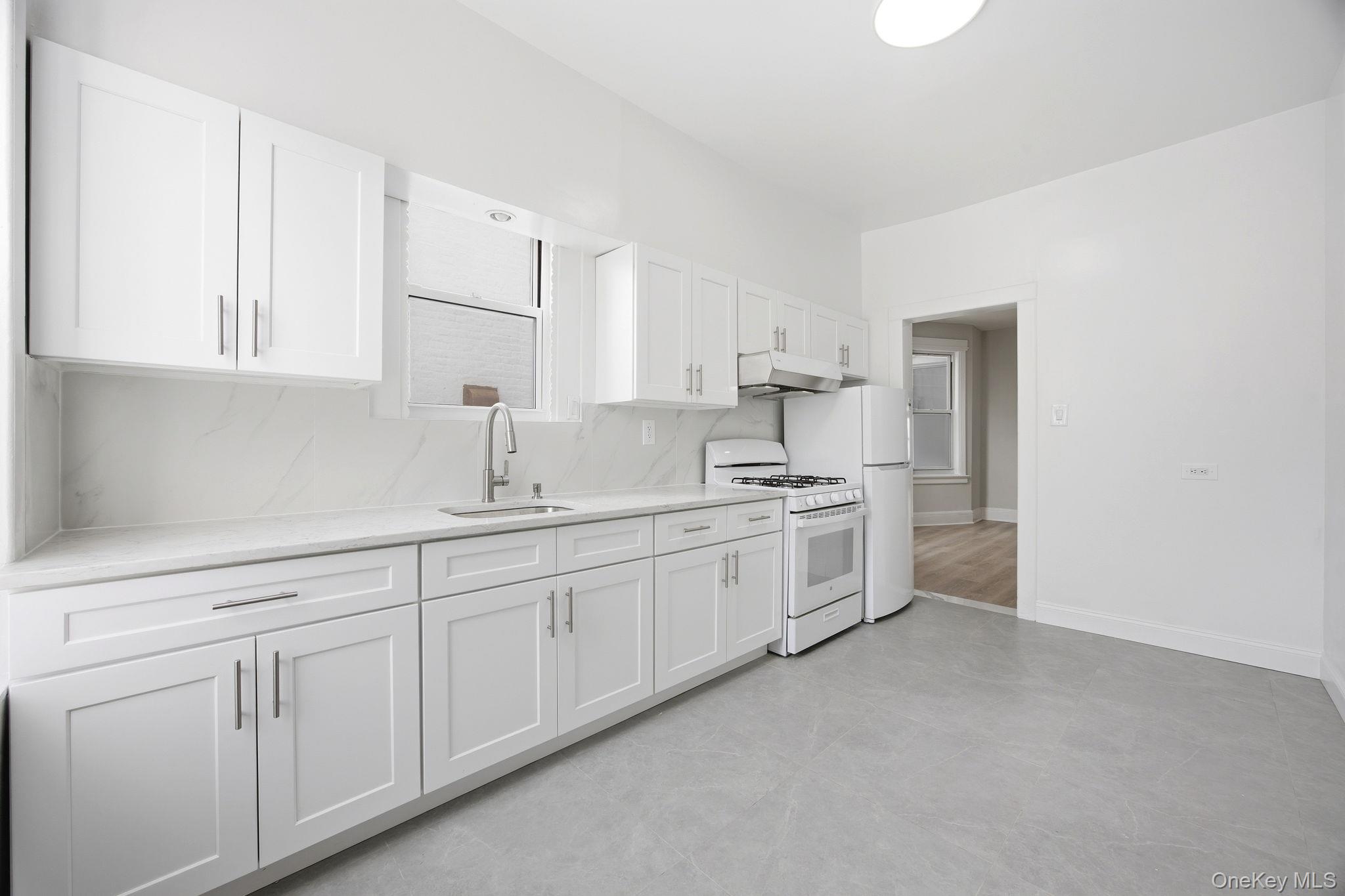 1739 W 9th Street, Brooklyn, NY 11223