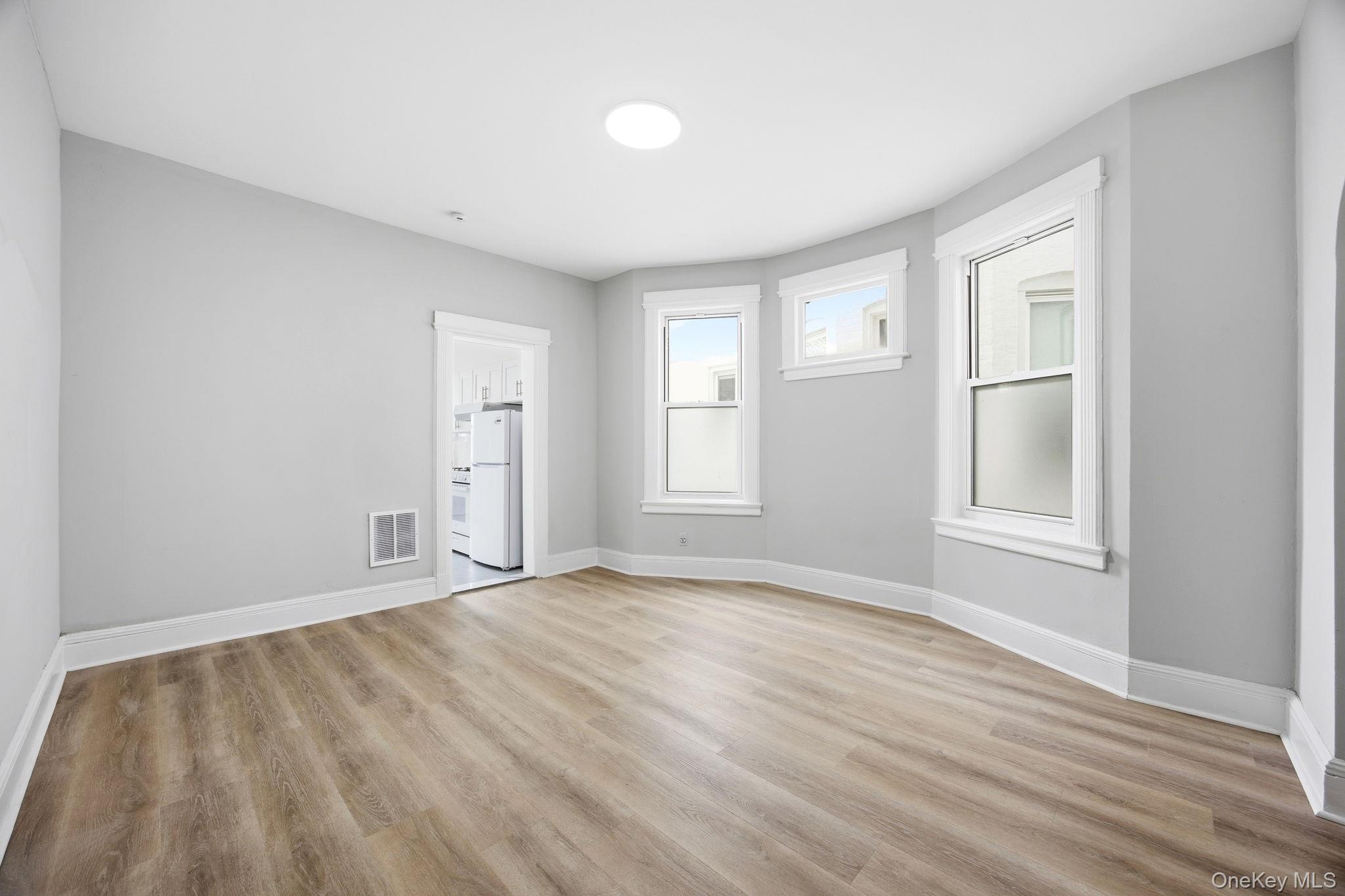 1739 W 9th Street, Brooklyn, NY 11223