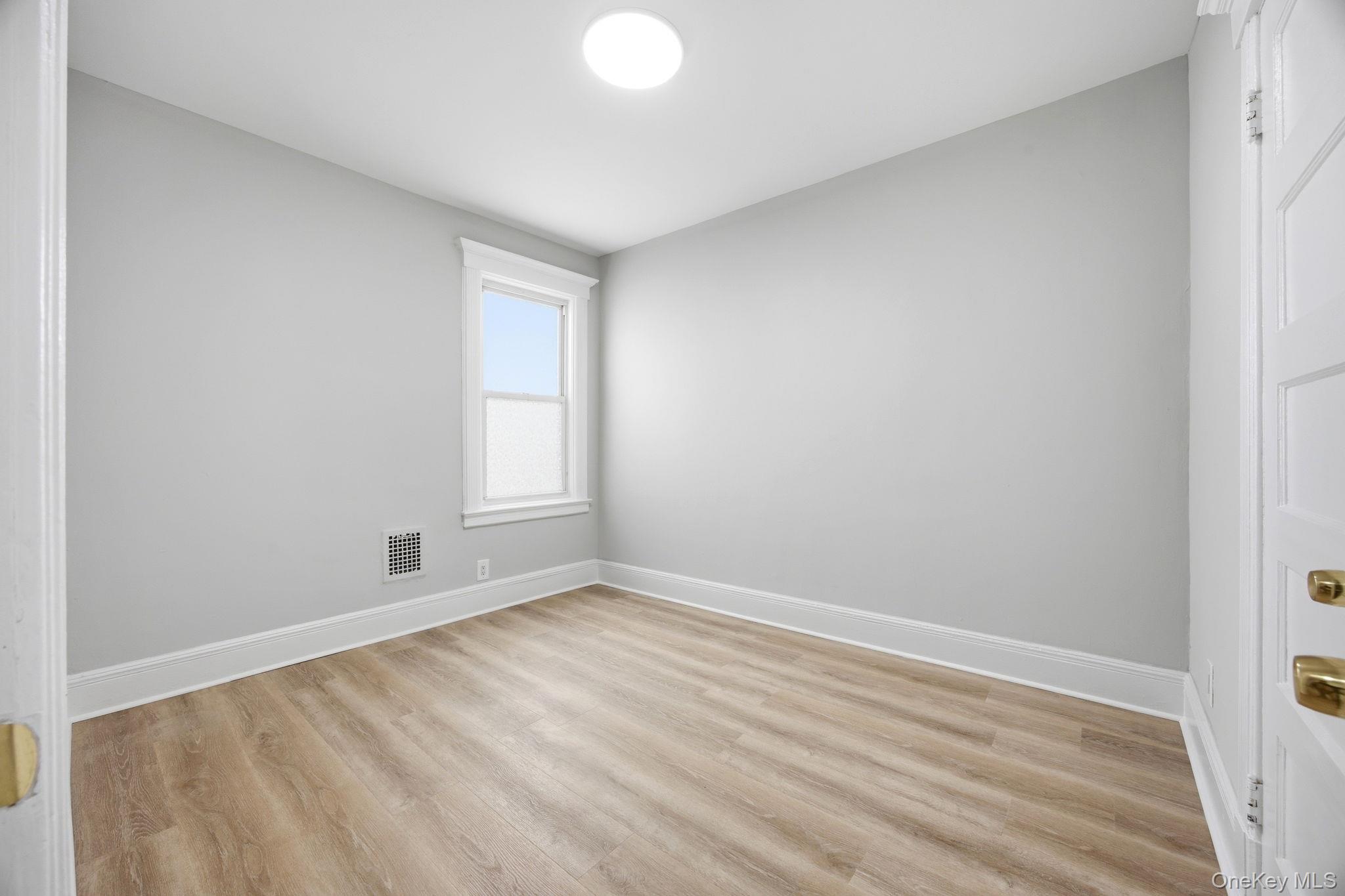 1739 W 9th Street, Brooklyn, NY 11223