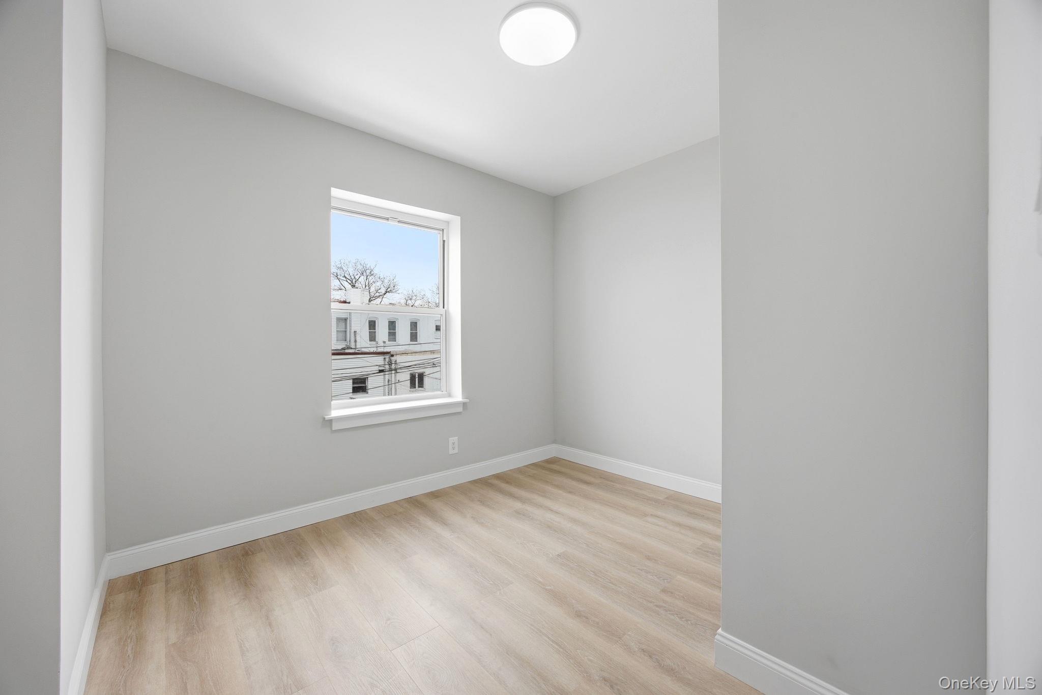 1739 W 9th Street, Brooklyn, NY 11223