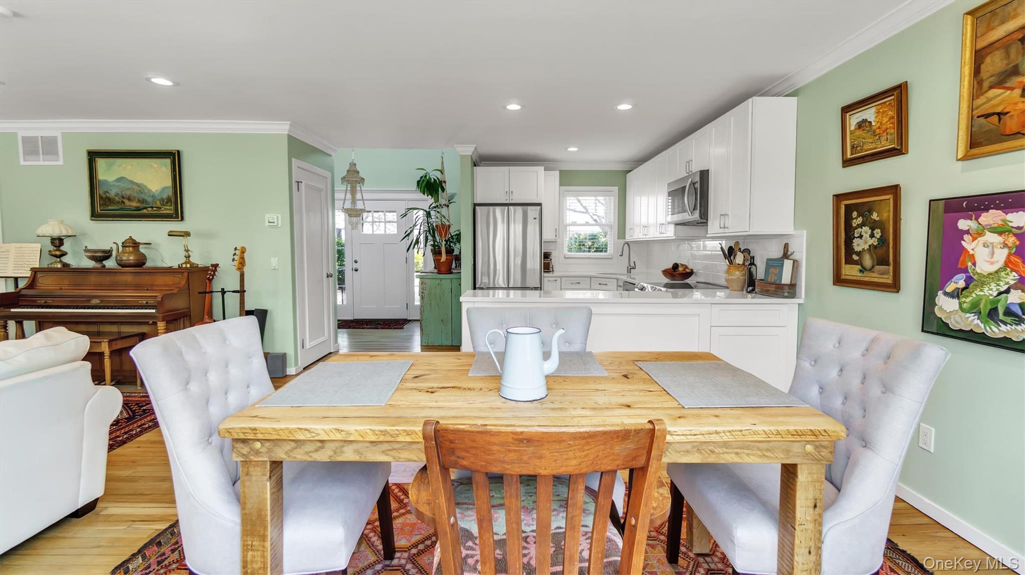 25 Mitchell # 3, Westhampton Beach, NY 11978