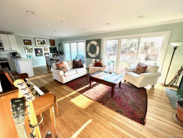 25 Mitchell # 3, Westhampton Beach, NY 11978